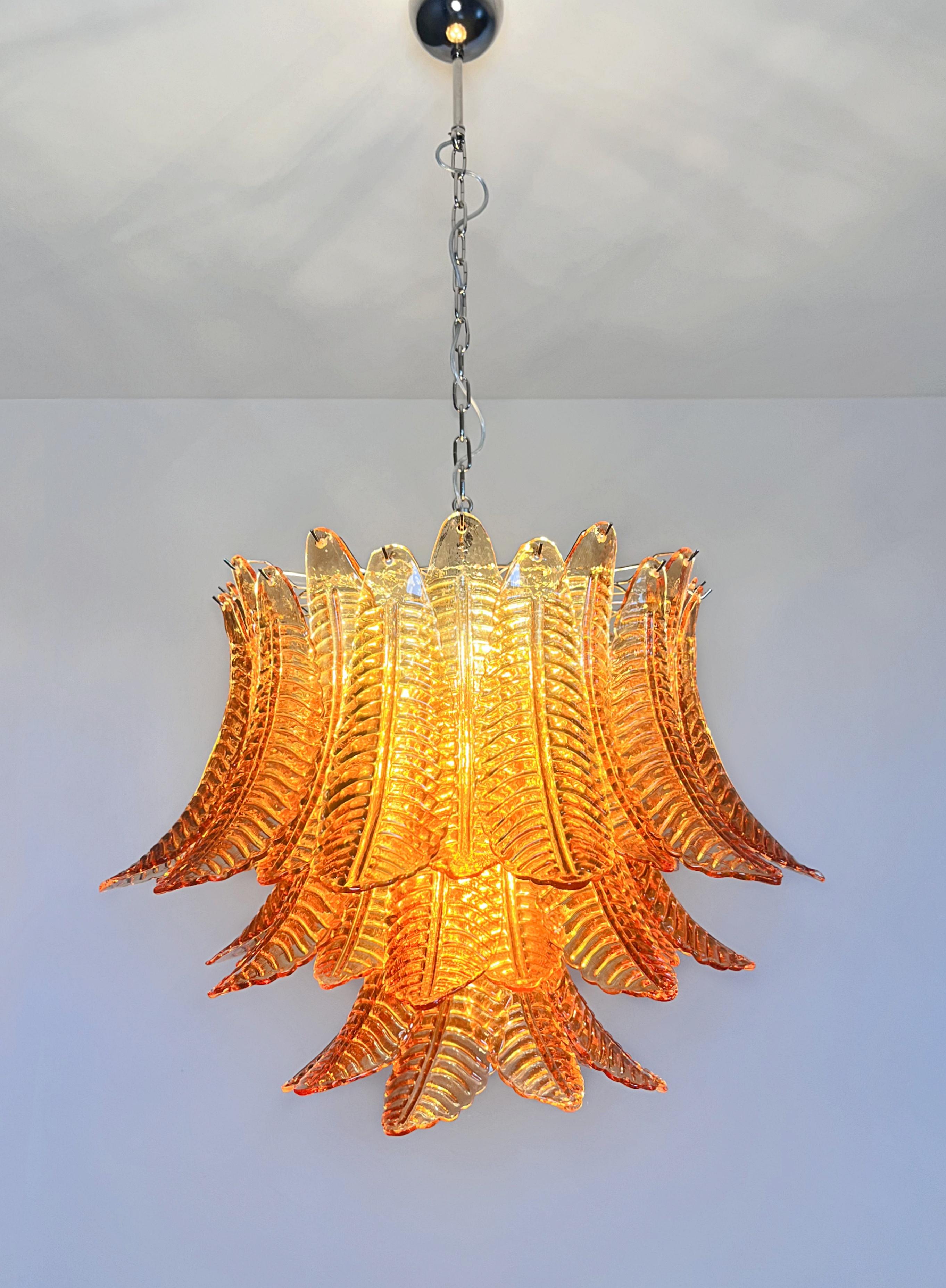 Lustre en verre de Murano à trois niveaux 48 AMBER Felci en vente 7