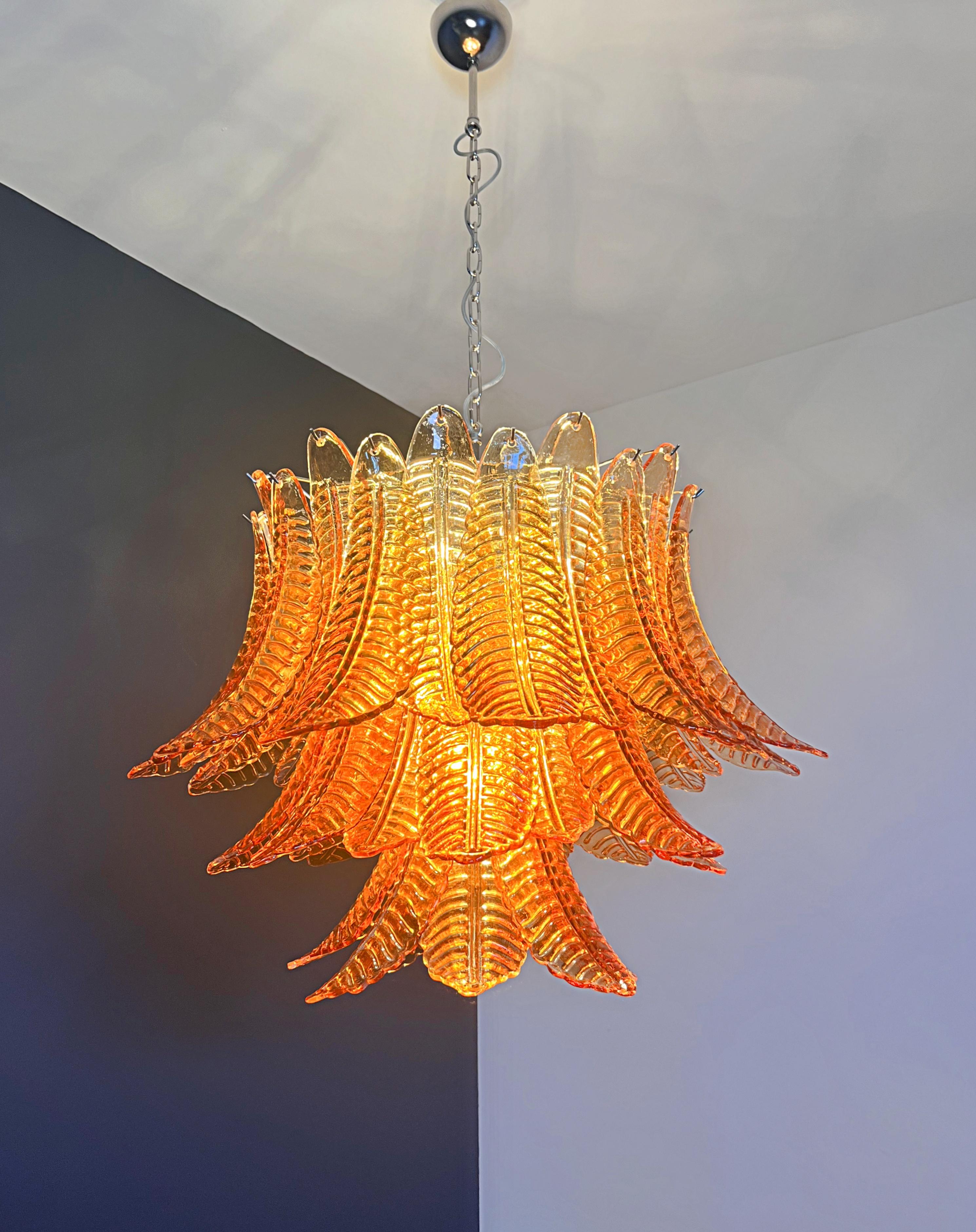 Lustre en verre de Murano à trois niveaux 48 AMBER Felci en vente 10