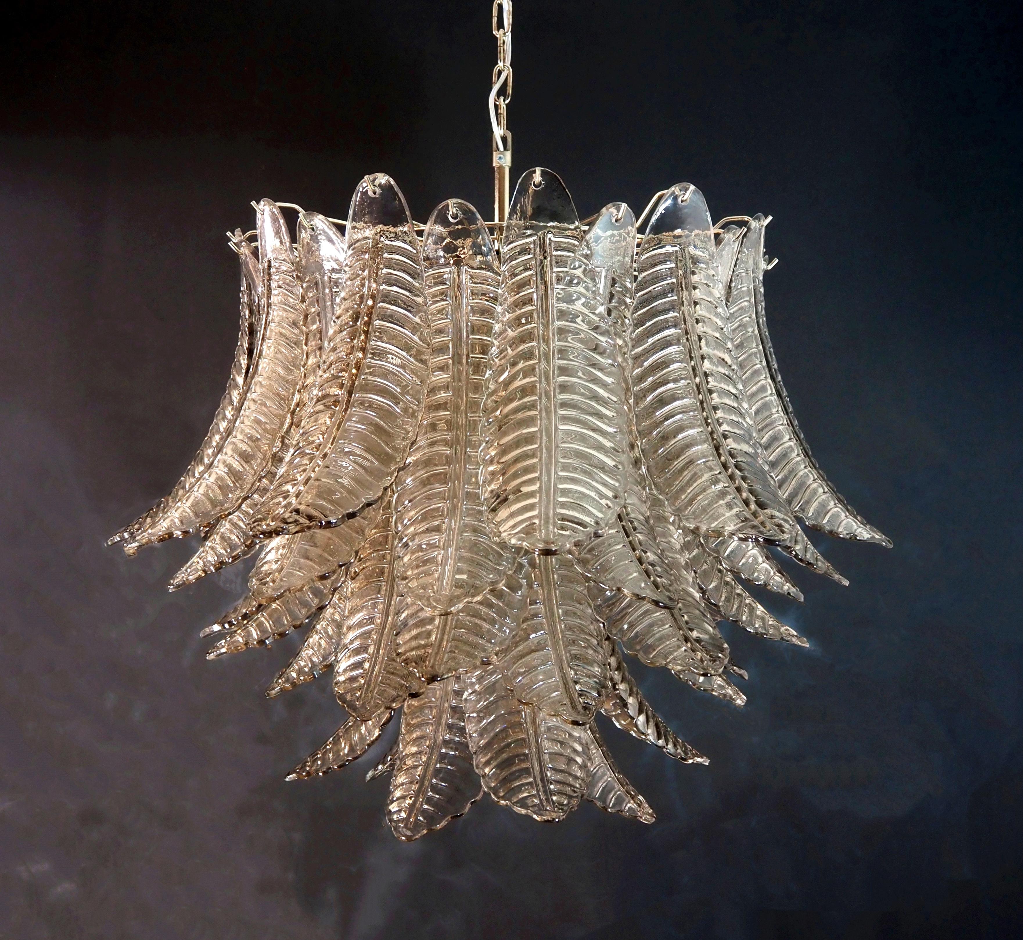 Italian Murano three-tier SMOKED Ferns Glass chandelier In Good Condition For Sale In Gaiarine Frazione Francenigo (TV), IT