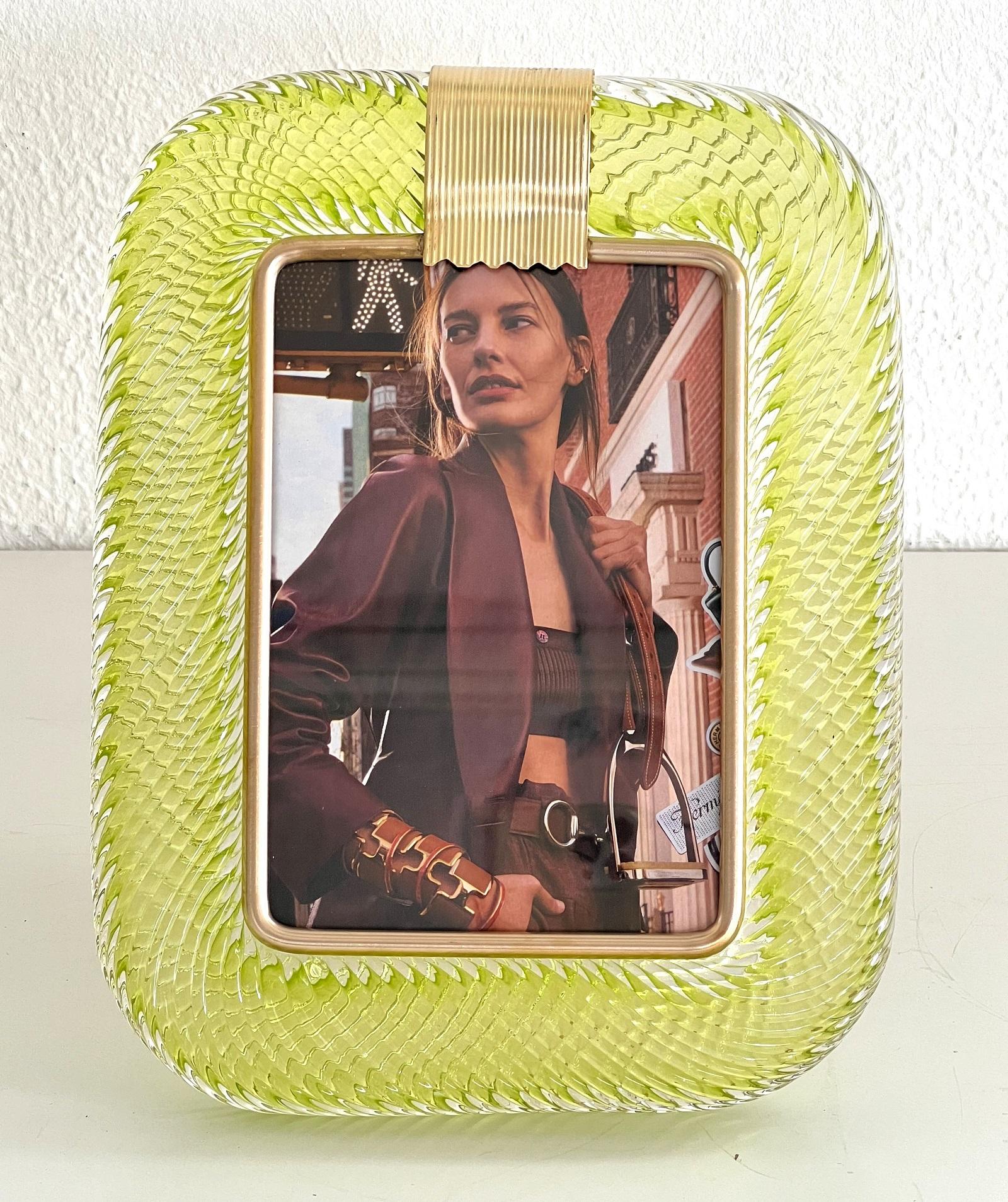 Italian Murano Twist Glass Picture Frame by Venini In Good Condition In Morazzone, Varese
