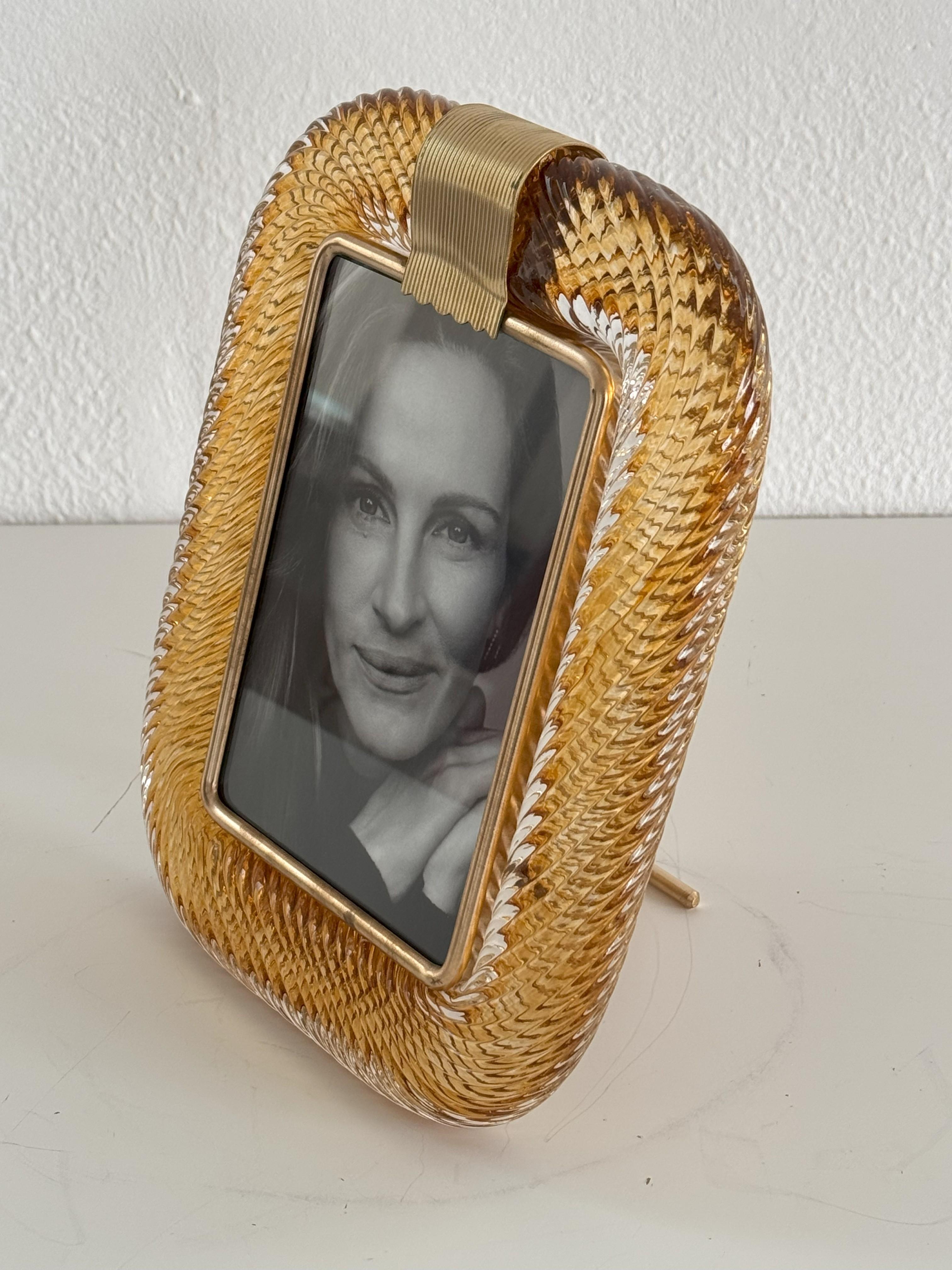 Italian Murano Twist Glass Picture Frame in Barovier Toso Style In Good Condition For Sale In Morazzone, Varese