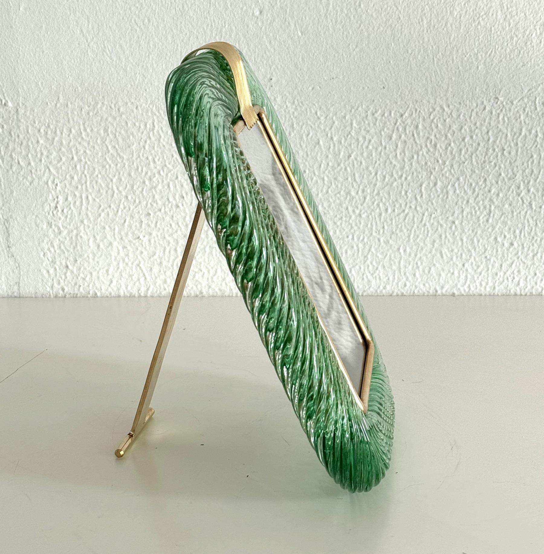 Italienischer Bilderrahmen aus Murano-Twist-Glas in Grün im Barovier & Toso-Stil (Ende des 20. Jahrhunderts) im Angebot