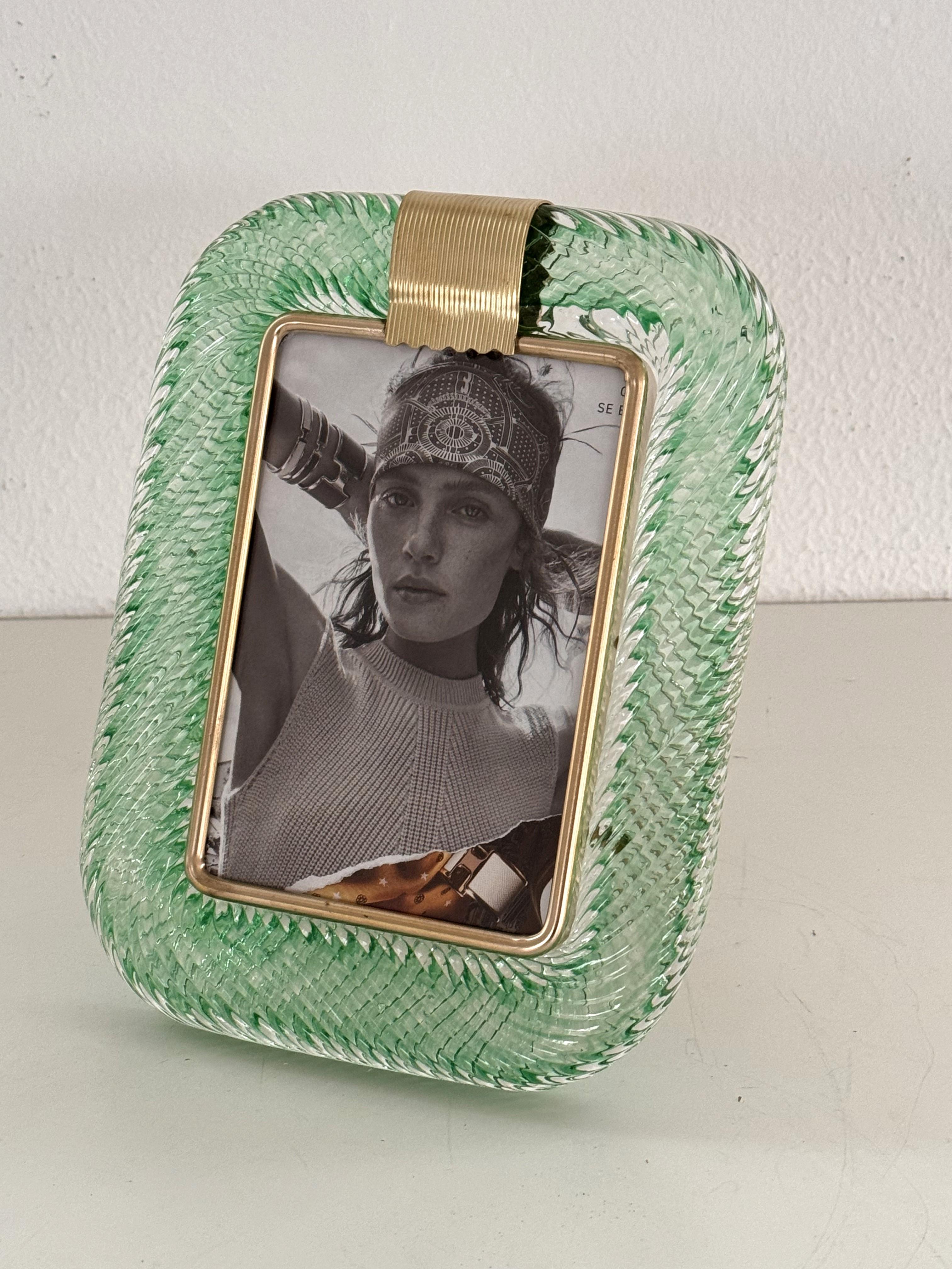 Marco Twist de Murano italiano en cristal de Murano verde y latón en Bueno estado para la venta en Morazzone, Varese