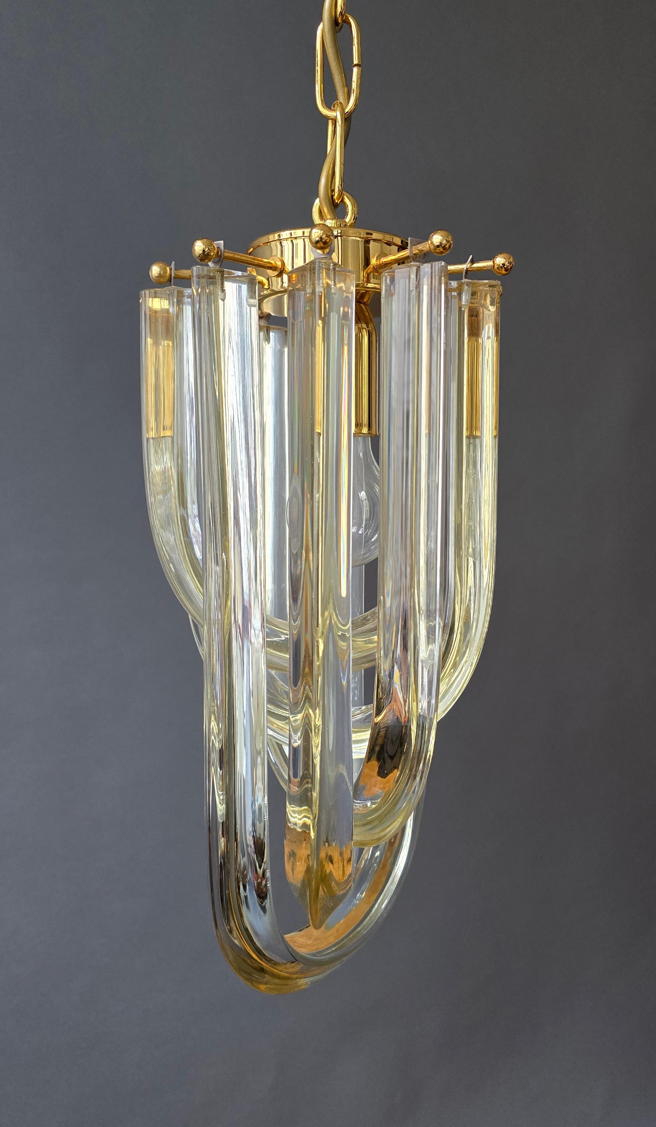 Ciondolo in vetro di Murano a forma di U in stile Venini, anni '70 in vendita 5