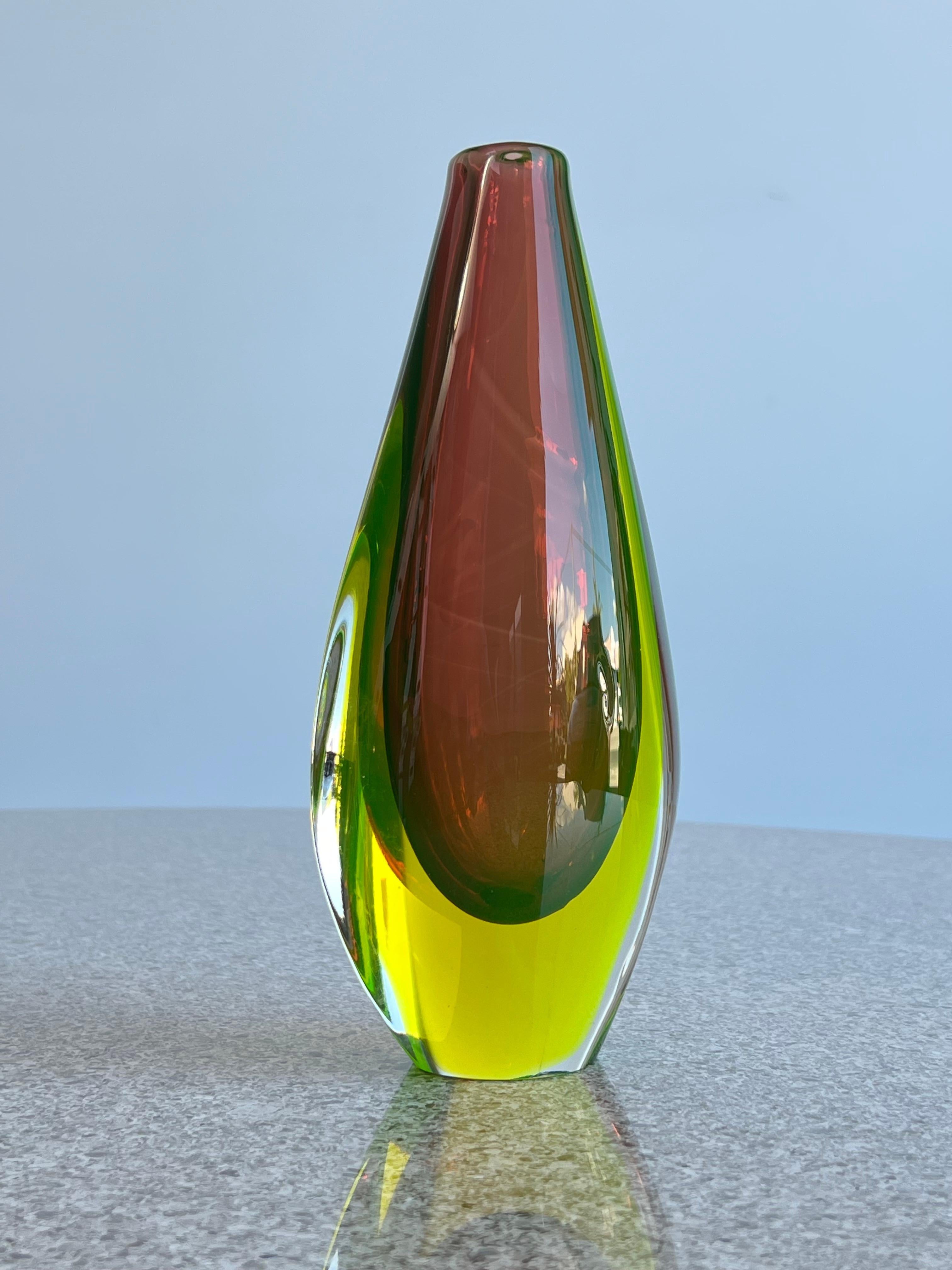 Italian Murano Uranium Green Glass Vase by Flavio Poli 1960s.
Incredible work by Flavio Poli creating this unique colours vase in green, yellow and brown.
