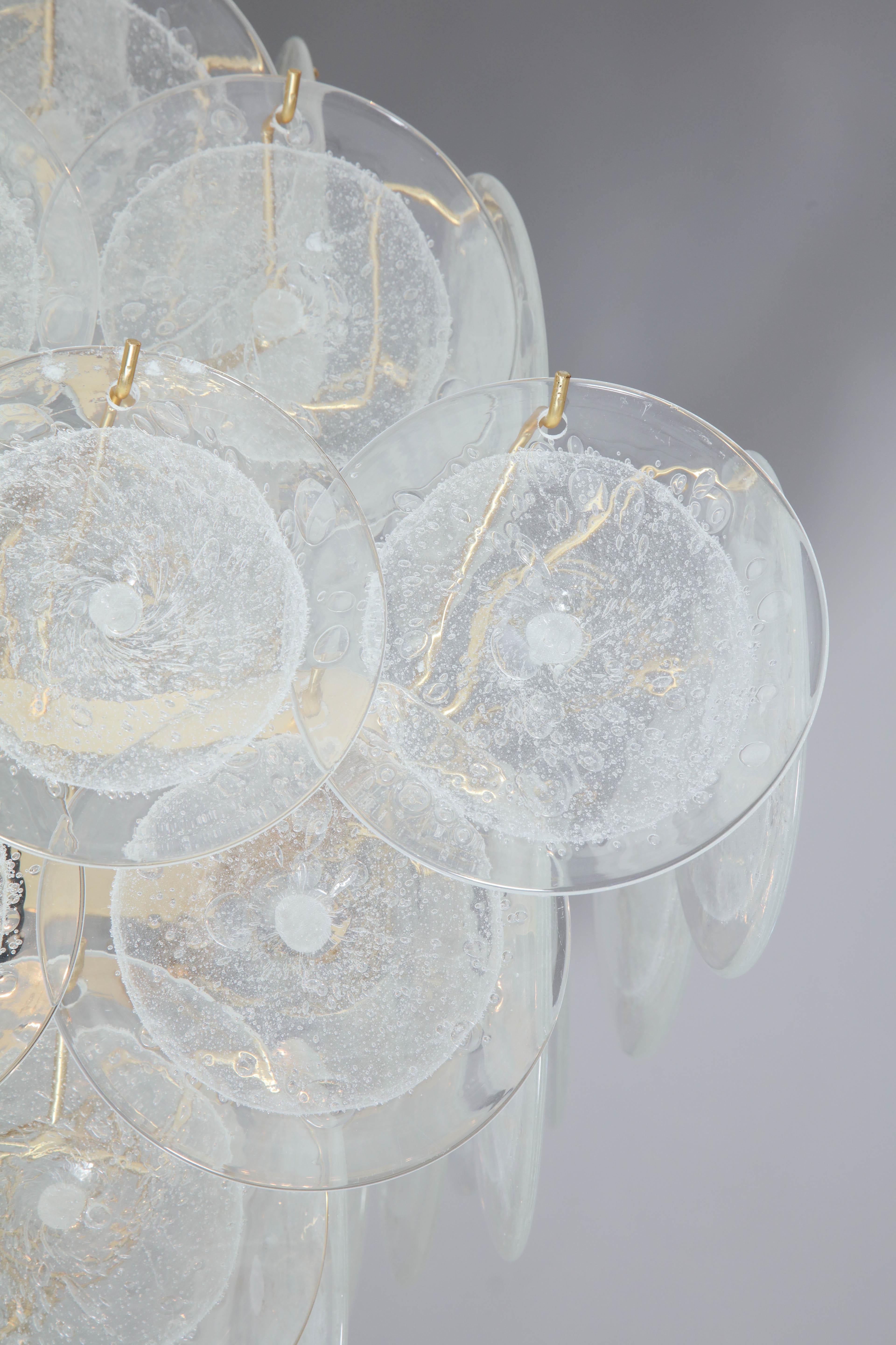 Large Pagoda-Style Pulegoso Glass Disc Chandelier In New Condition For Sale In New York, NY