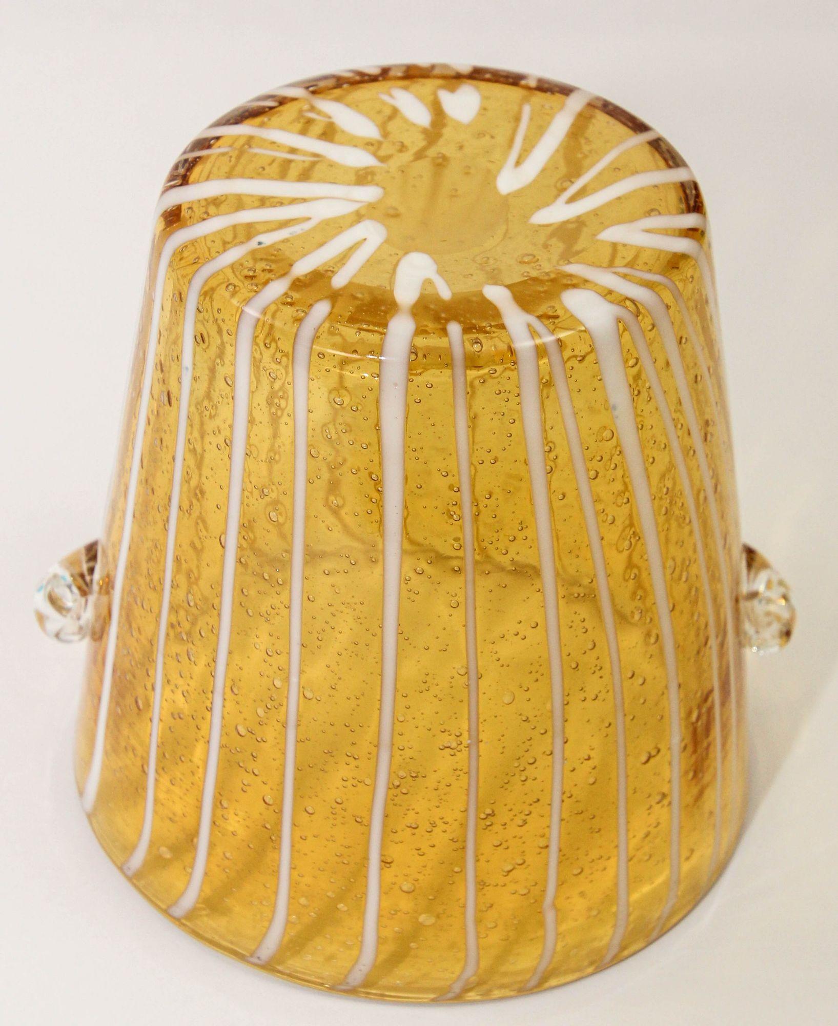 Verre d'art Seau à glace italien en verre d'art vénitien de Murano Venini, ambré et blanc en vente