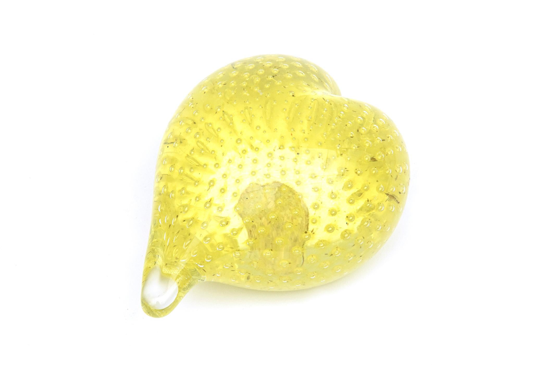 Murano Vintage Yellow Heart Glass With Bubbles Paperweight Desk Accessory For Sale 5
