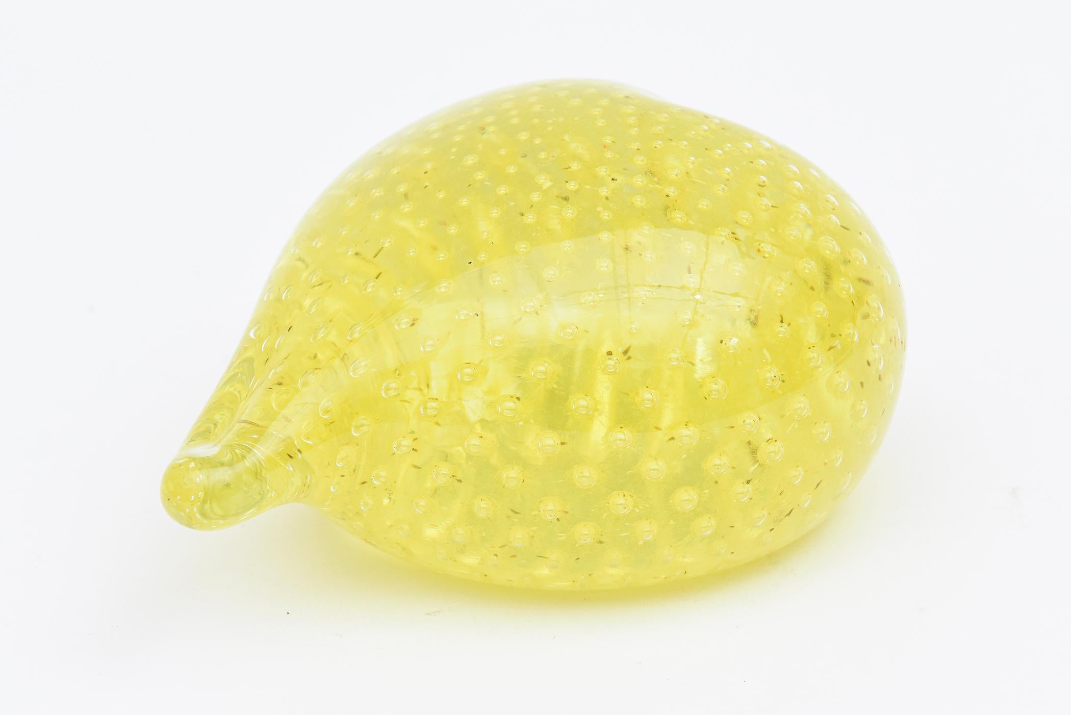 Mid-Century Modern Murano Vintage Yellow Heart Glass With Bubbles Paperweight Desk Accessory For Sale