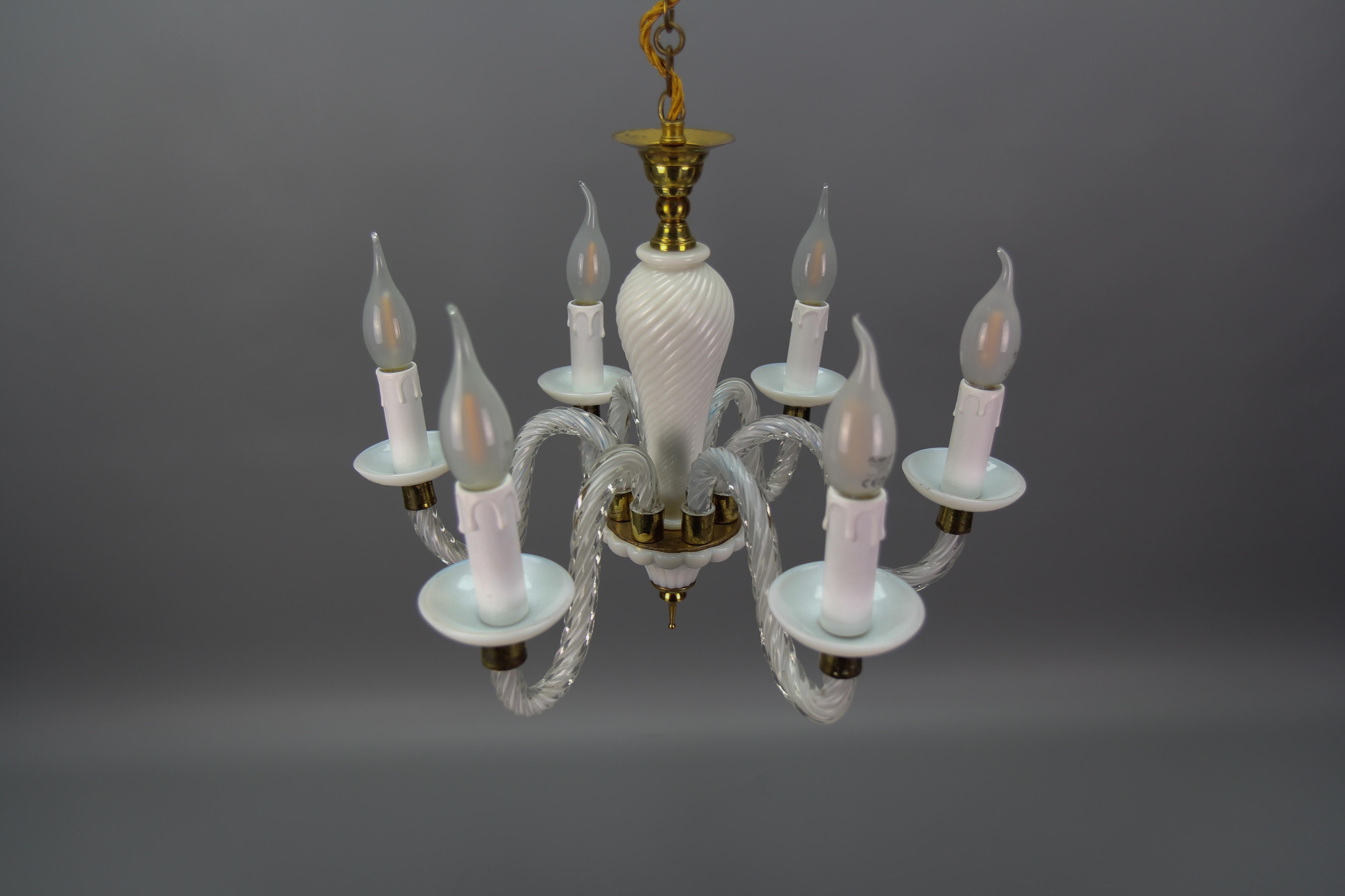 Italian Murano White Clear and Milk Glass Six-Arm Chandelier, 1950s For Sale 1