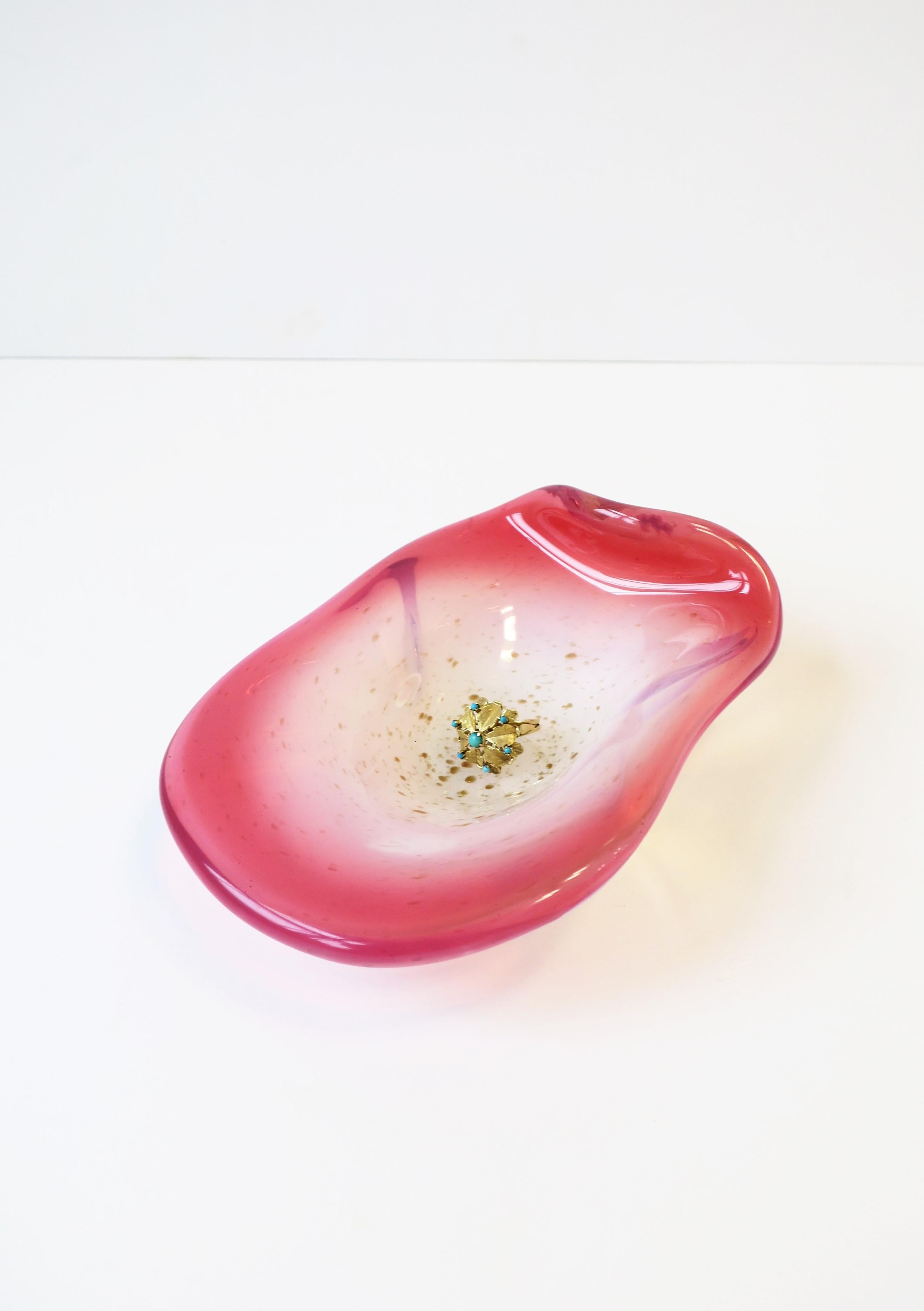 20th Century Italian Murano Pink, Gold & White Opaline Art Glass Bowl by Fratelli Toso For Sale