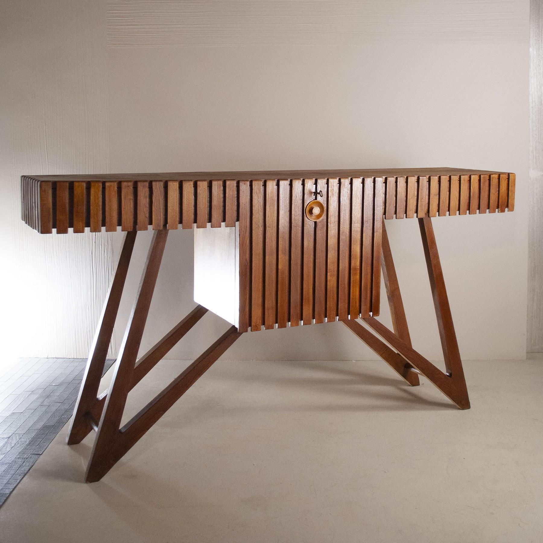 Mid-Century Modern Italian Museum Console from the 1950s, School of Turin, Carlo Mollino