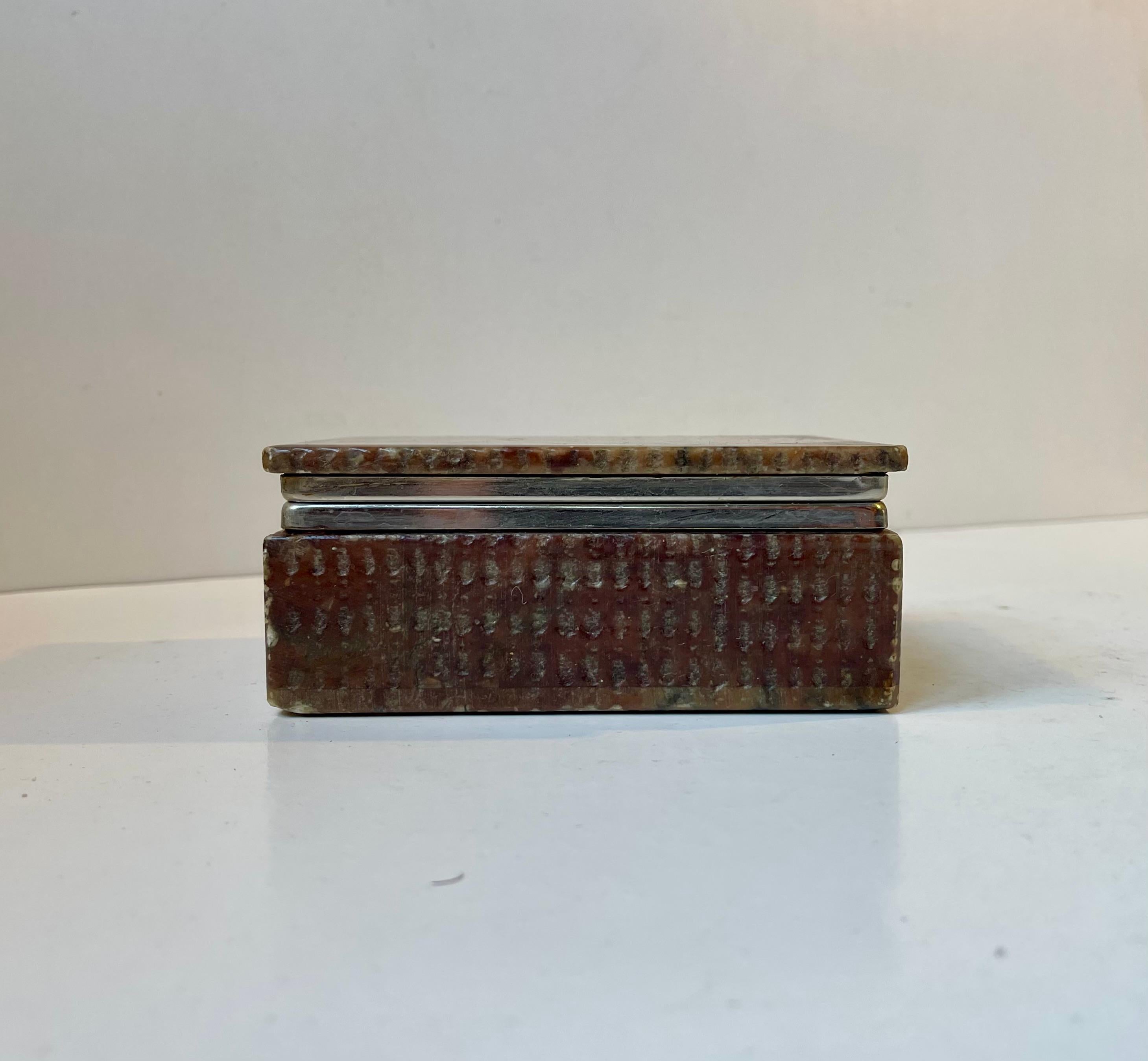 Italienische Schachtel aus natürlichem Alabasterstein von Romano Bianchi, 1970er Jahre im Zustand „Gut“ im Angebot in Esbjerg, DK