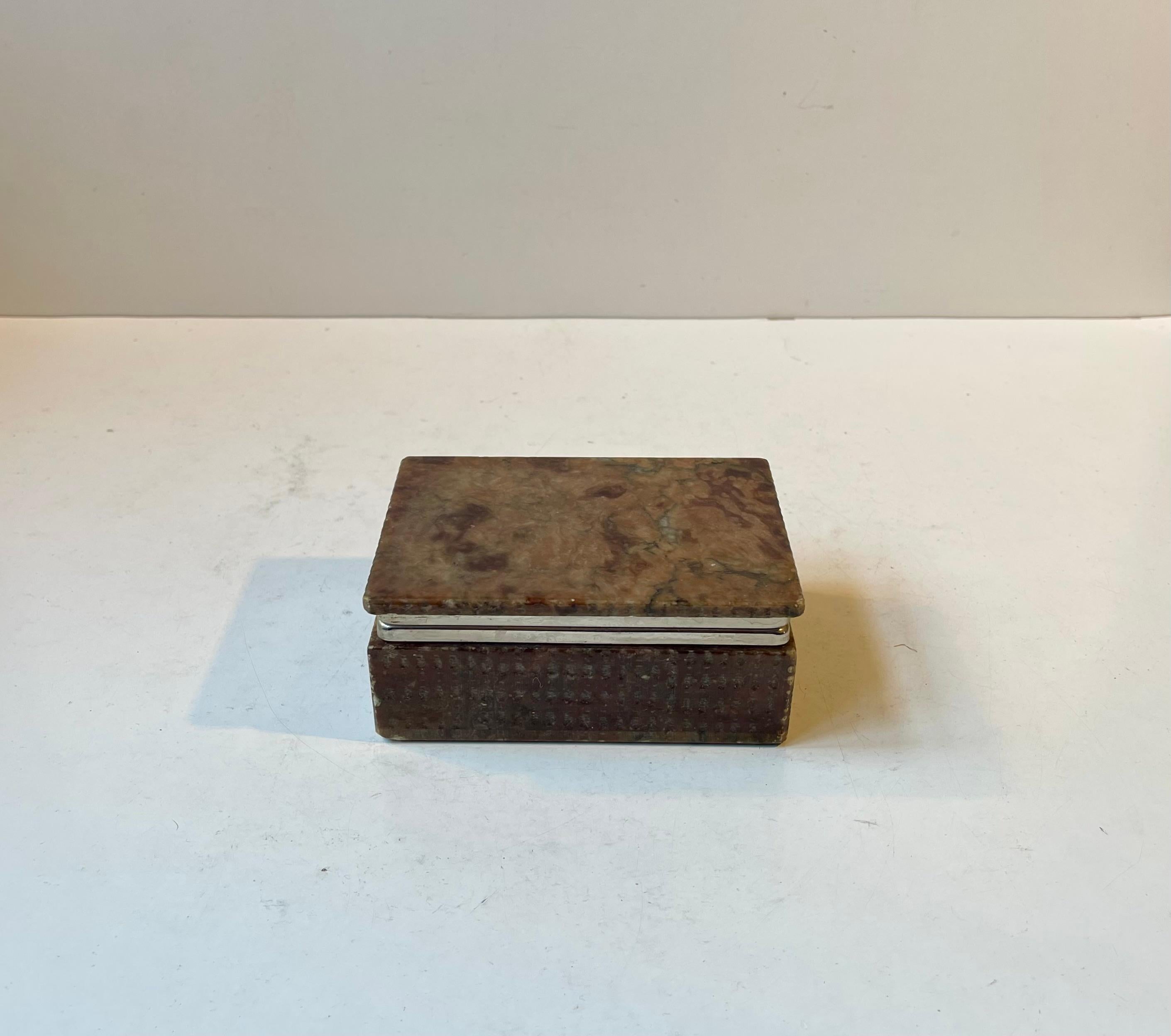 Italienische Schachtel aus natürlichem Alabasterstein von Romano Bianchi, 1970er Jahre im Angebot 2