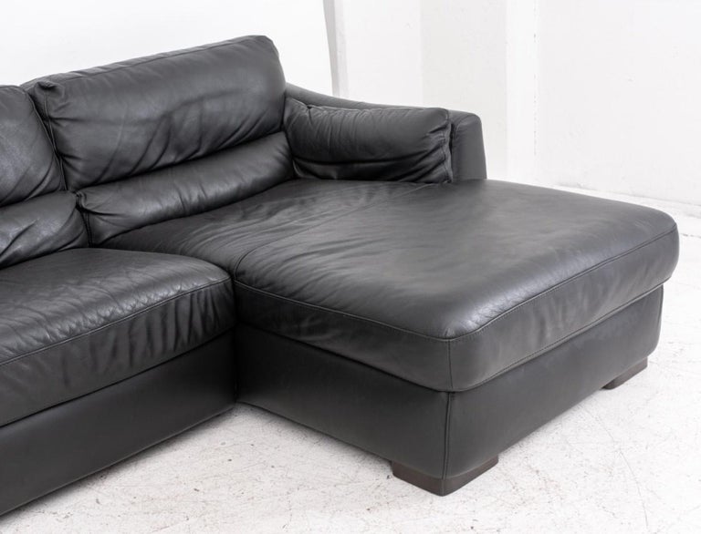 Italian Natuzzi Black Leather Sectional Sofa For Sale at 1stDibs