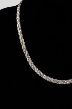 Italian necklace in sterling silver. Modernist design. Circa 1970s.