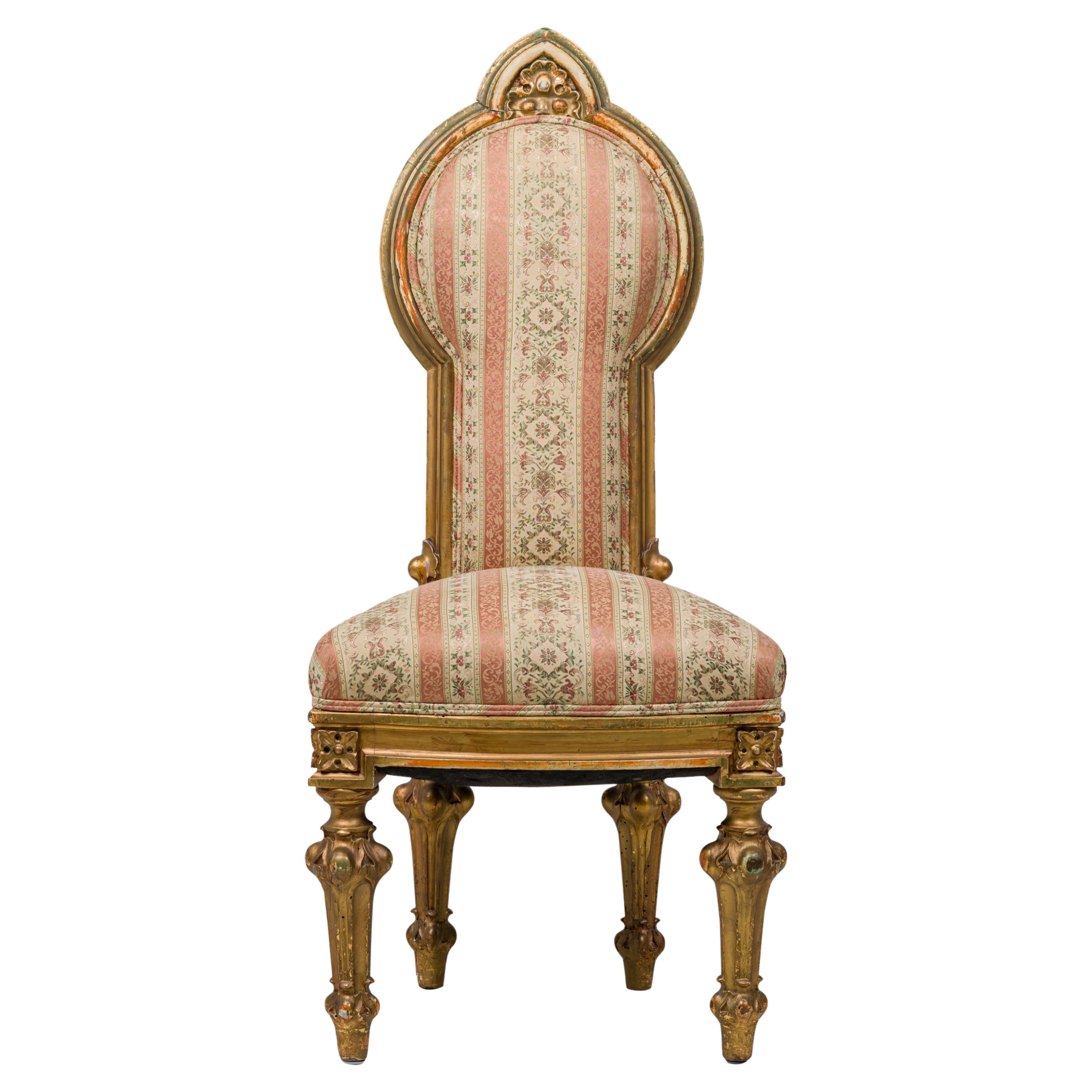 Chaise de salle à manger italienne néoclassique en bois doré et tapissée de rayures / SIde