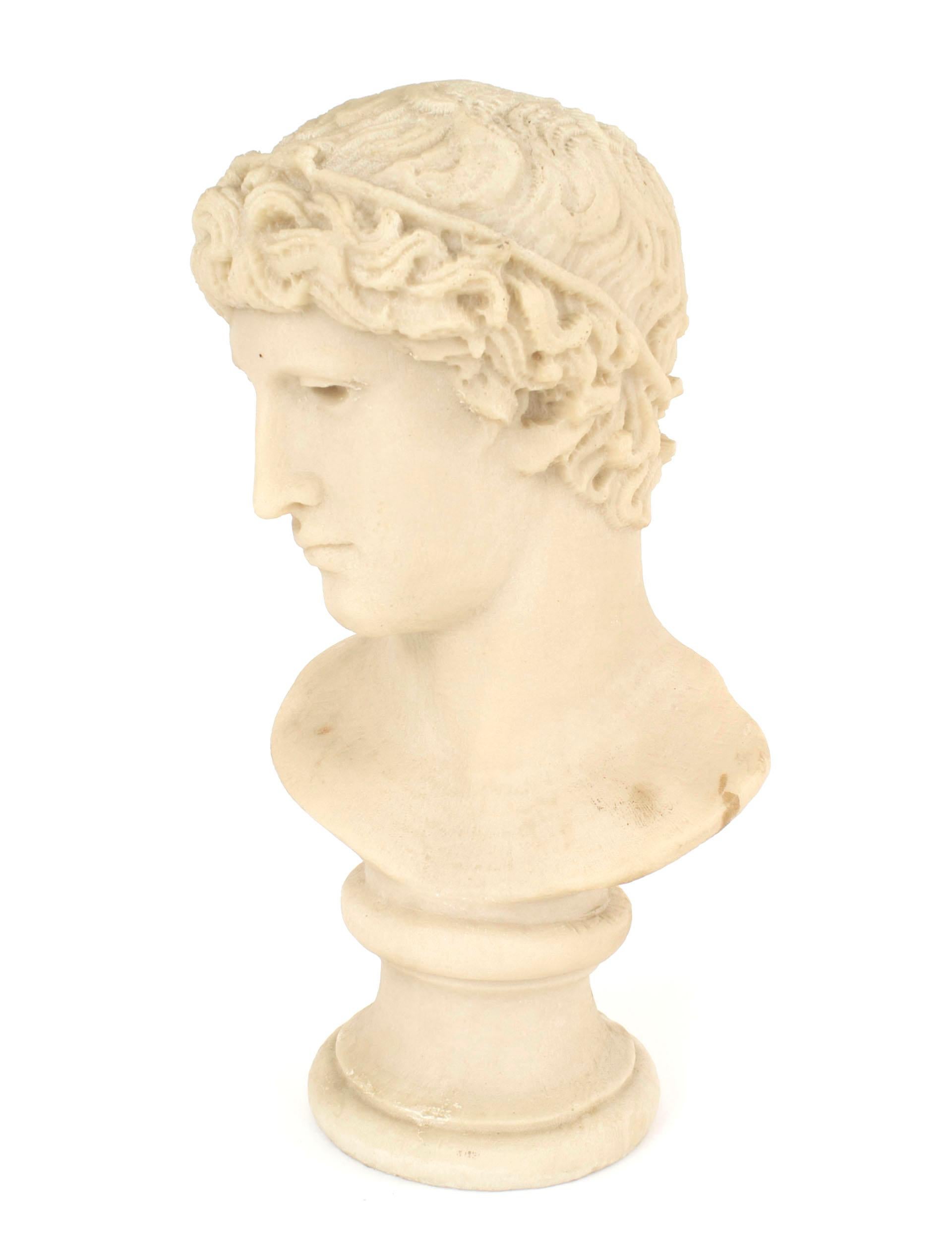 Néoclassique Buste d'homme en résine néoclassique italienne en vente