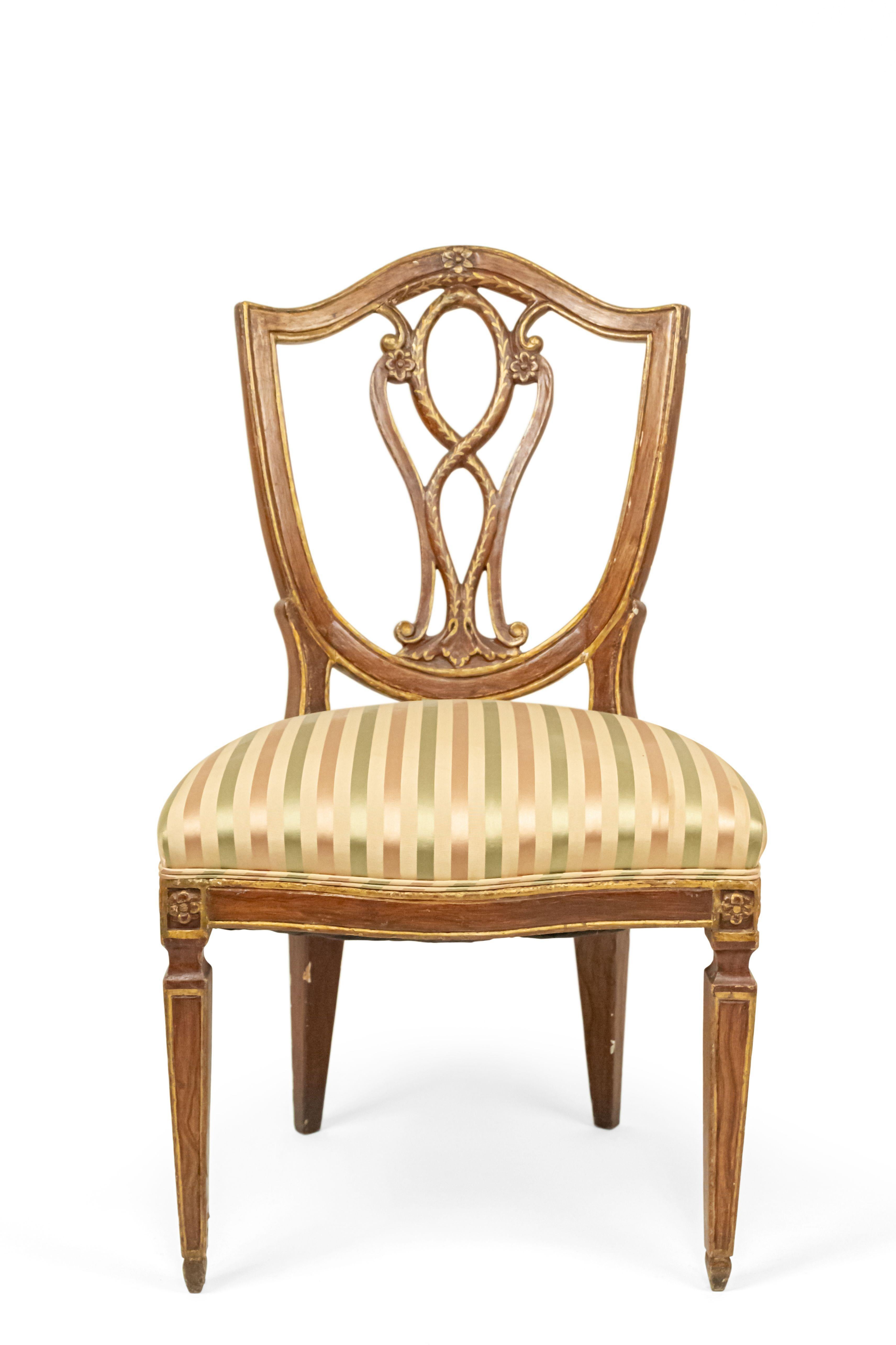 Néoclassique Chaise d'appoint italienne néo-classique en forme de bouclier en vente