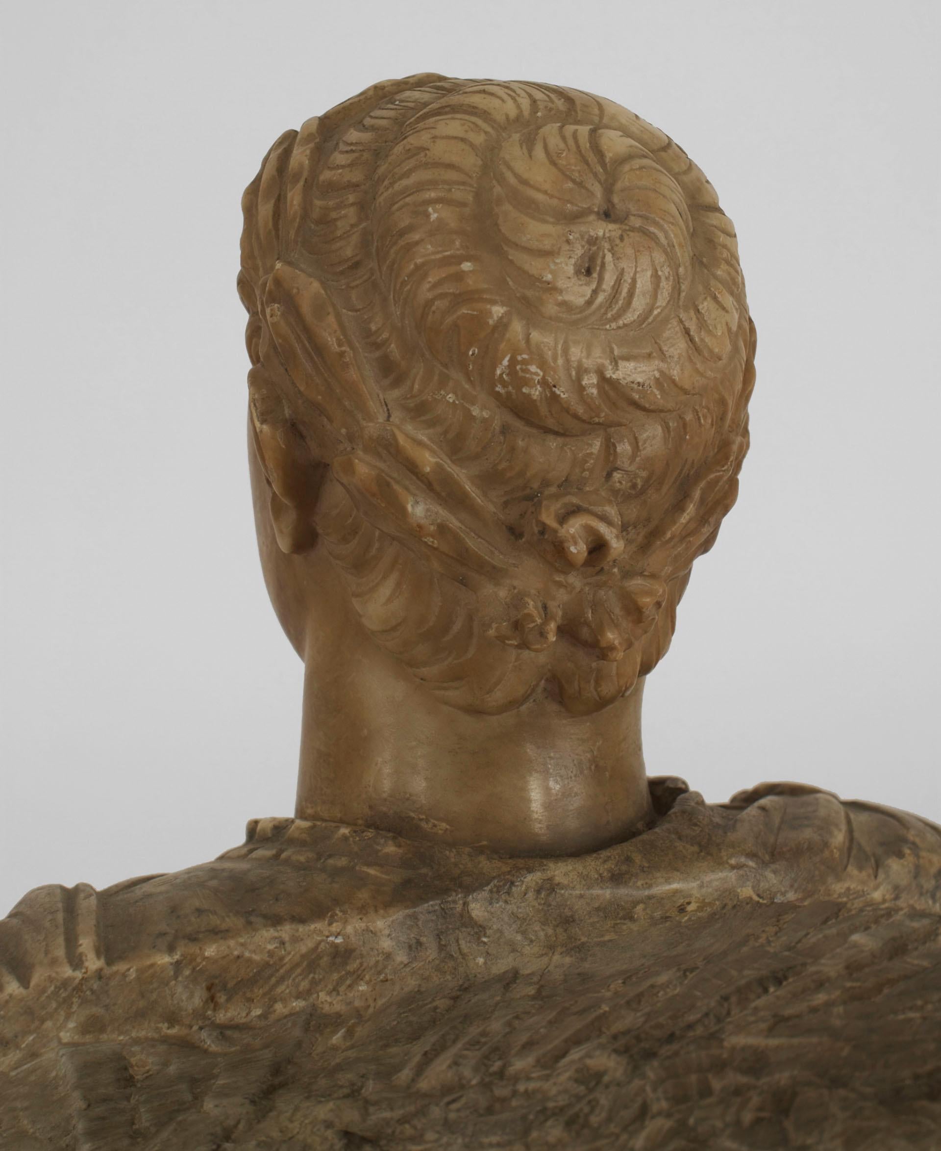 Busto in marmo di imperatore romano in stile neoclassico italiano In condizioni buone in vendita a Queens, NY