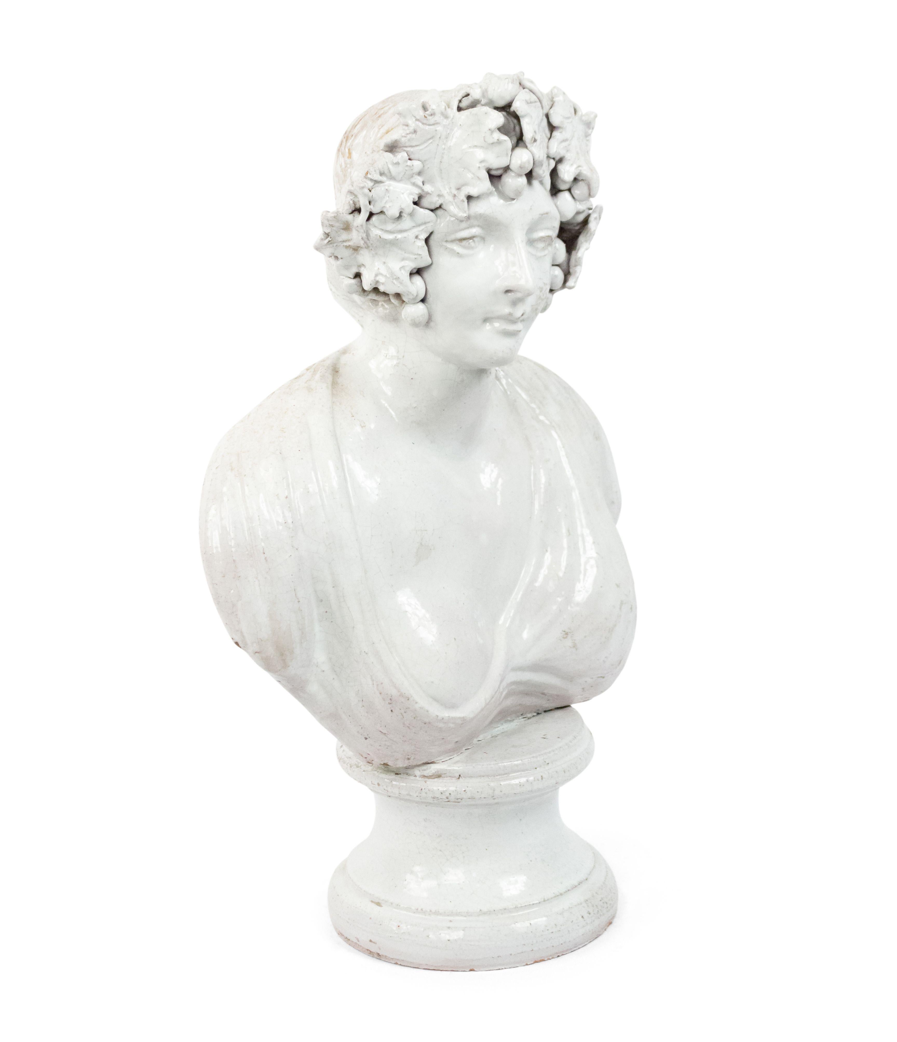 Busto in terracotta neoclassico italiano in vendita 13