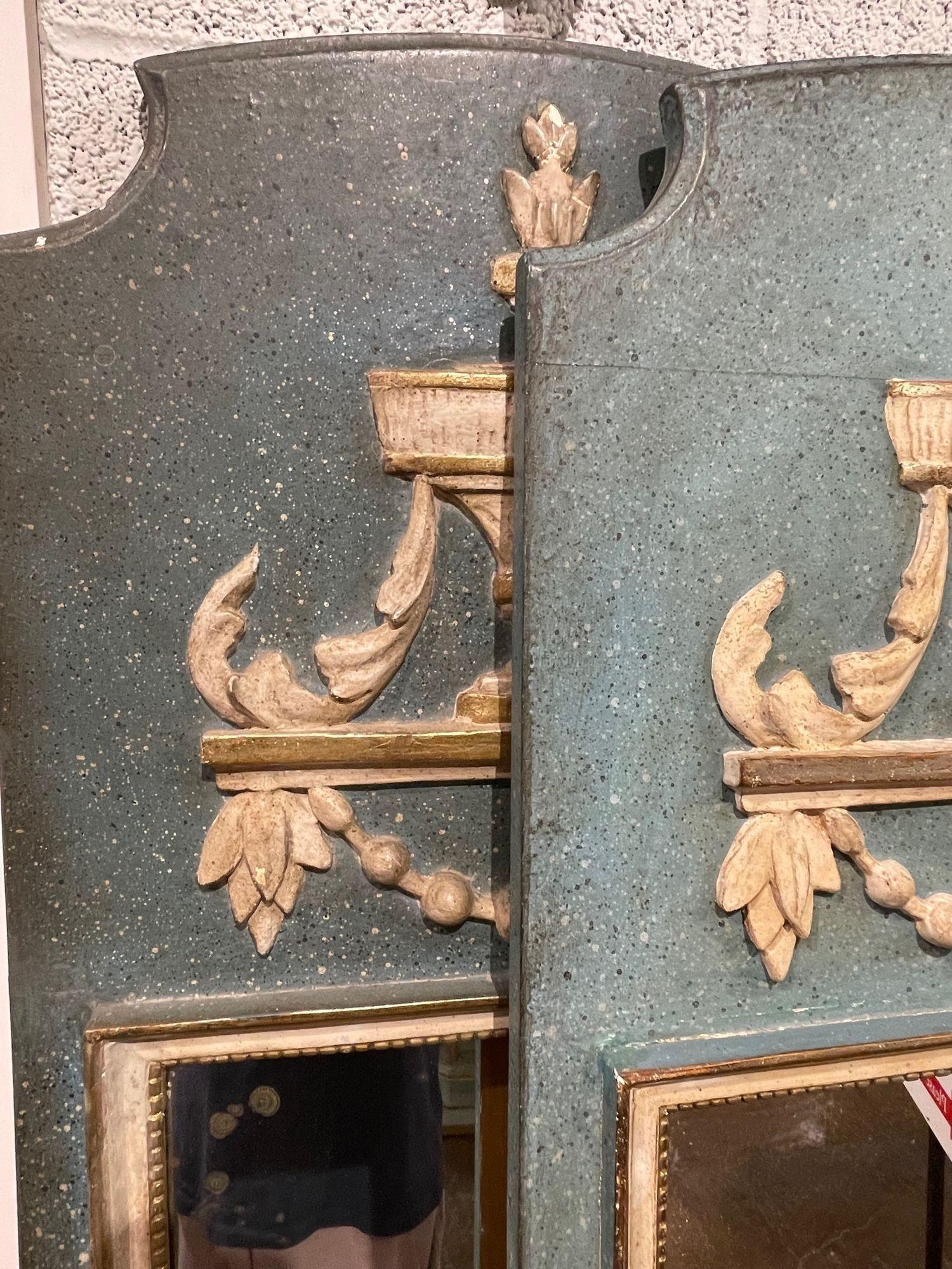 Italian Neo-Classical Style Carved and Painted Mirrors In Good Condition For Sale In Dallas, TX