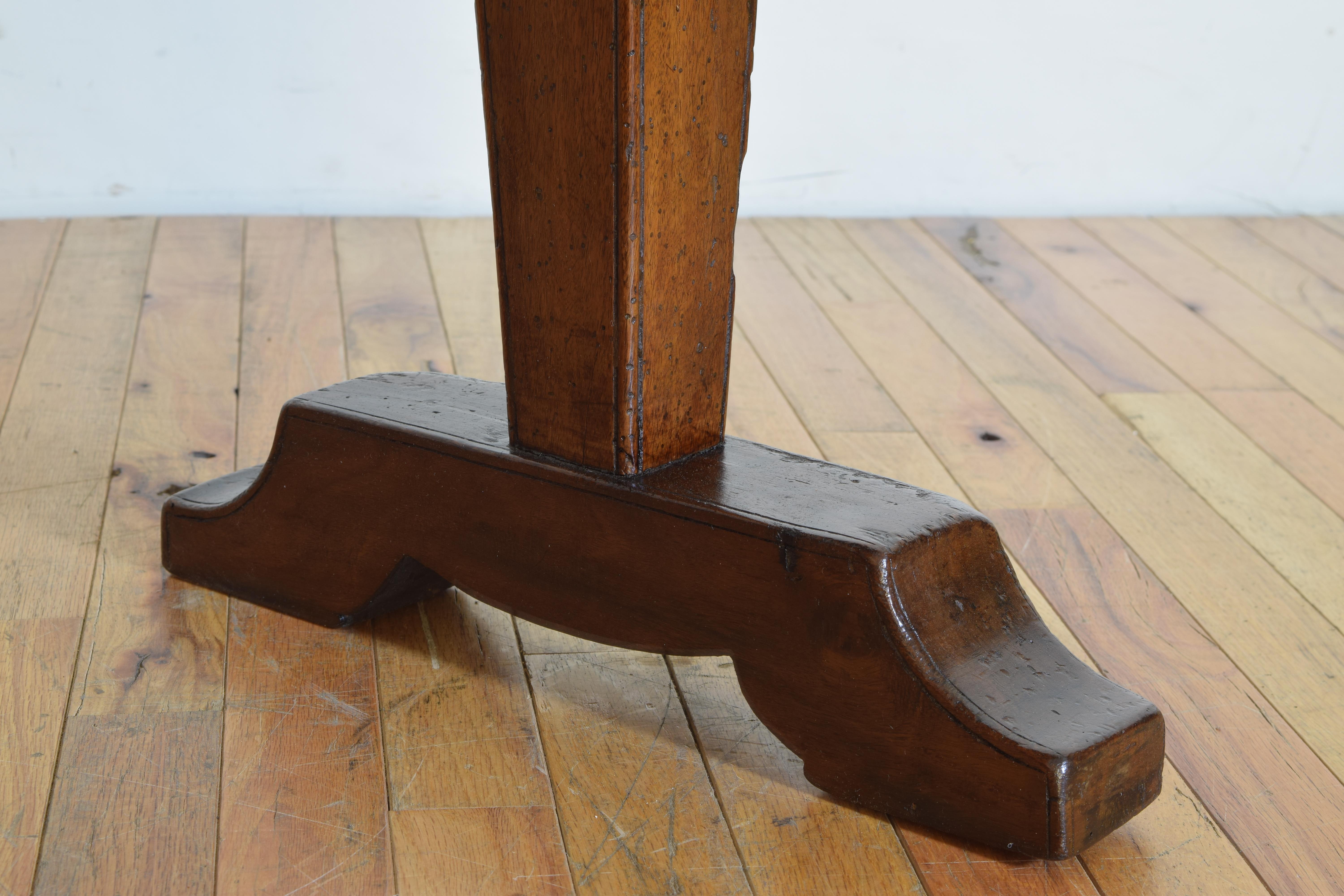 Italian Neoclassic 1-Drawer Writing Table in Walnut, Early 19th Century 5