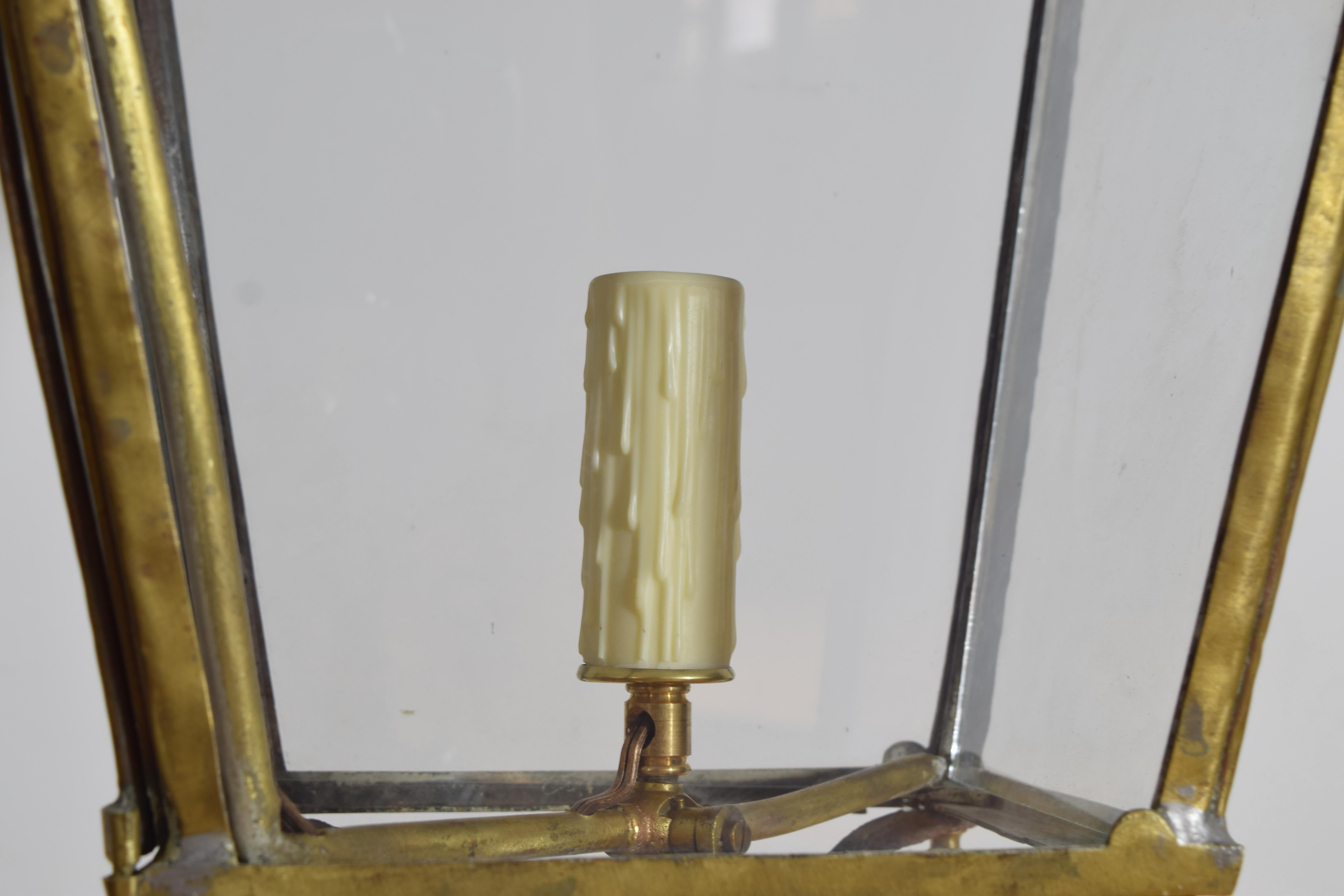Italian Neoclassic Brass Converted Gas Lantern from the early 19th century For Sale 3