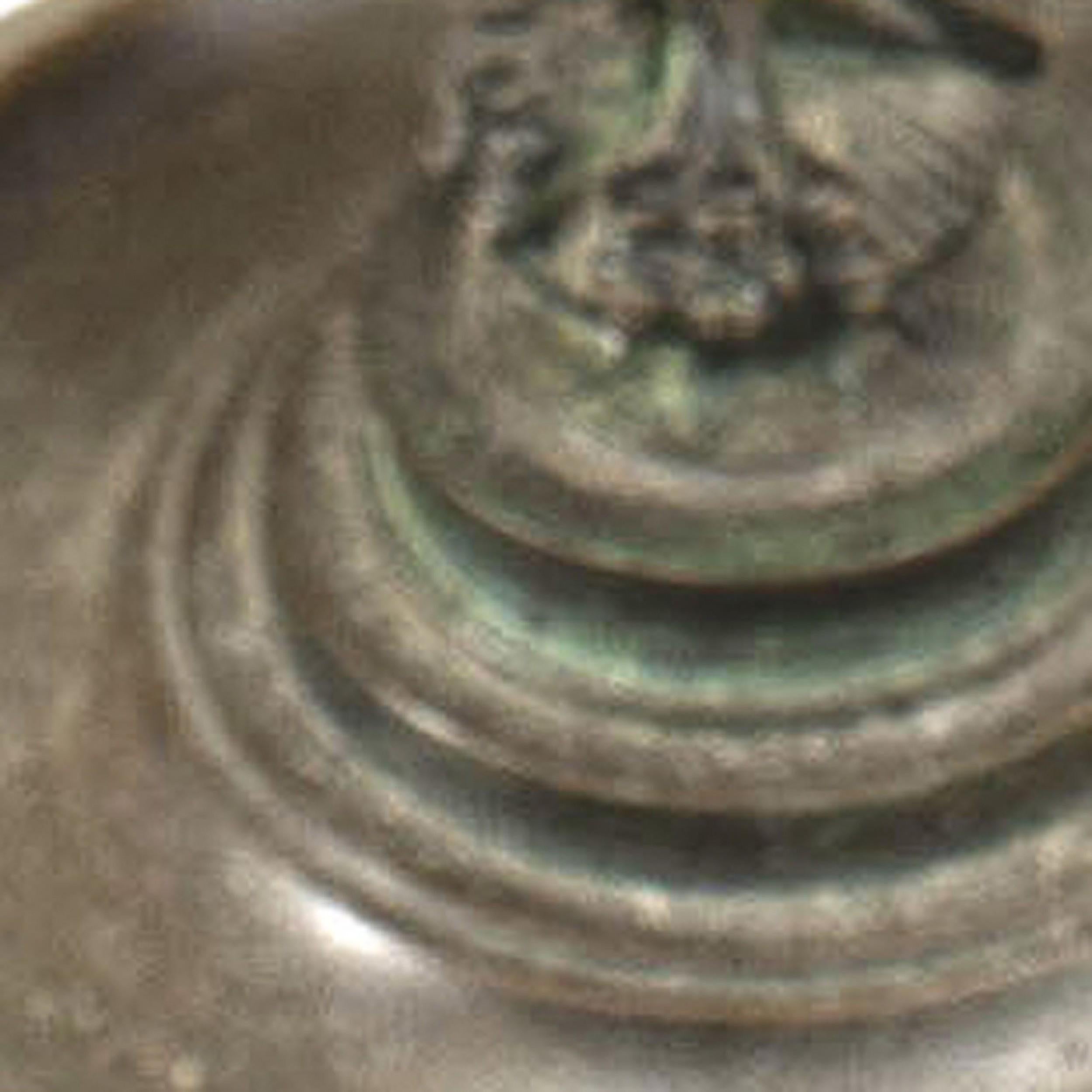 Italienischer Sockel aus neoklassischer Bronze (19. Jahrhundert) im Angebot