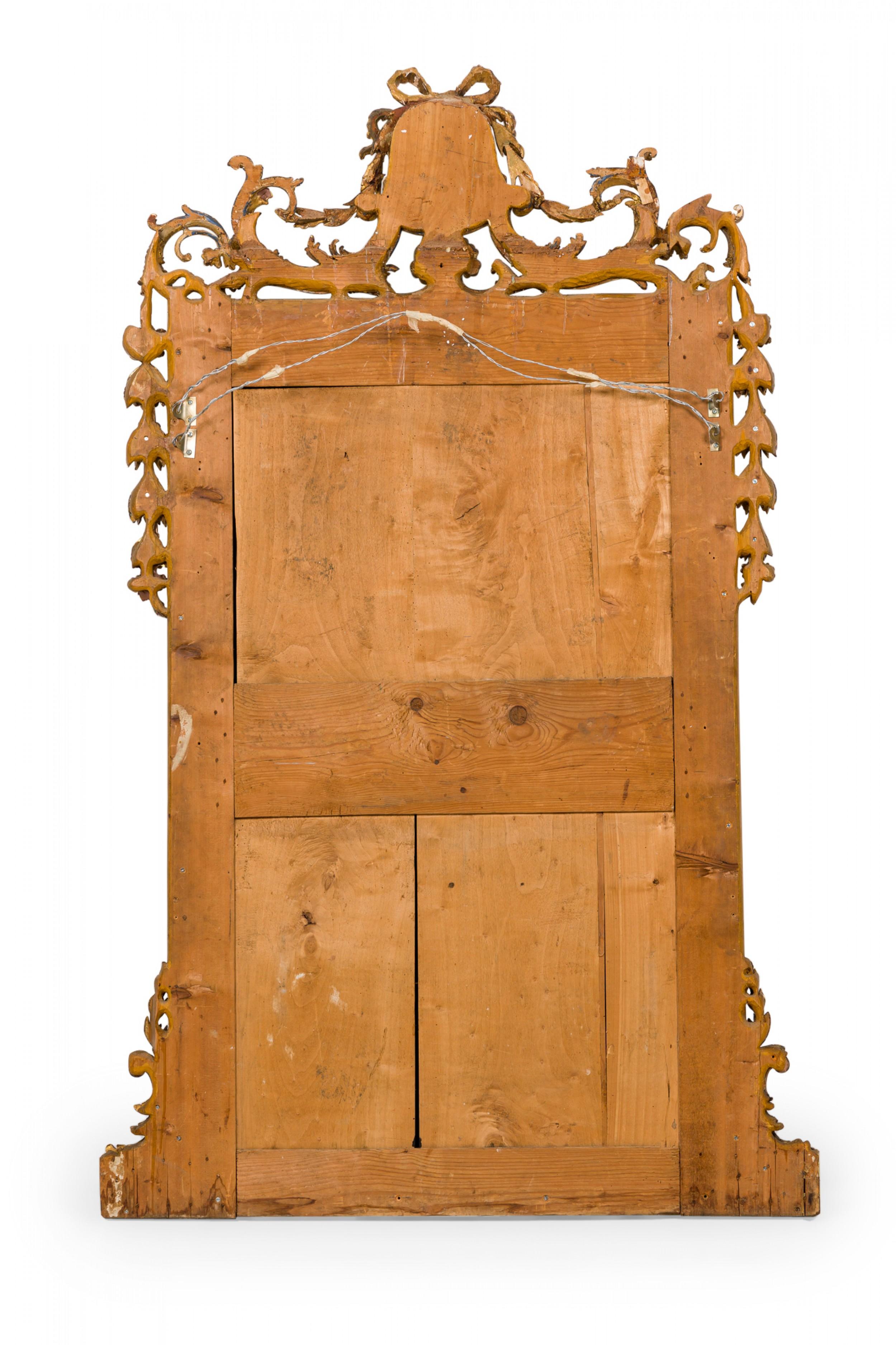 Italian Neoclassic Carved Giltwood Portrait Pediment Wall Mirror For Sale 3