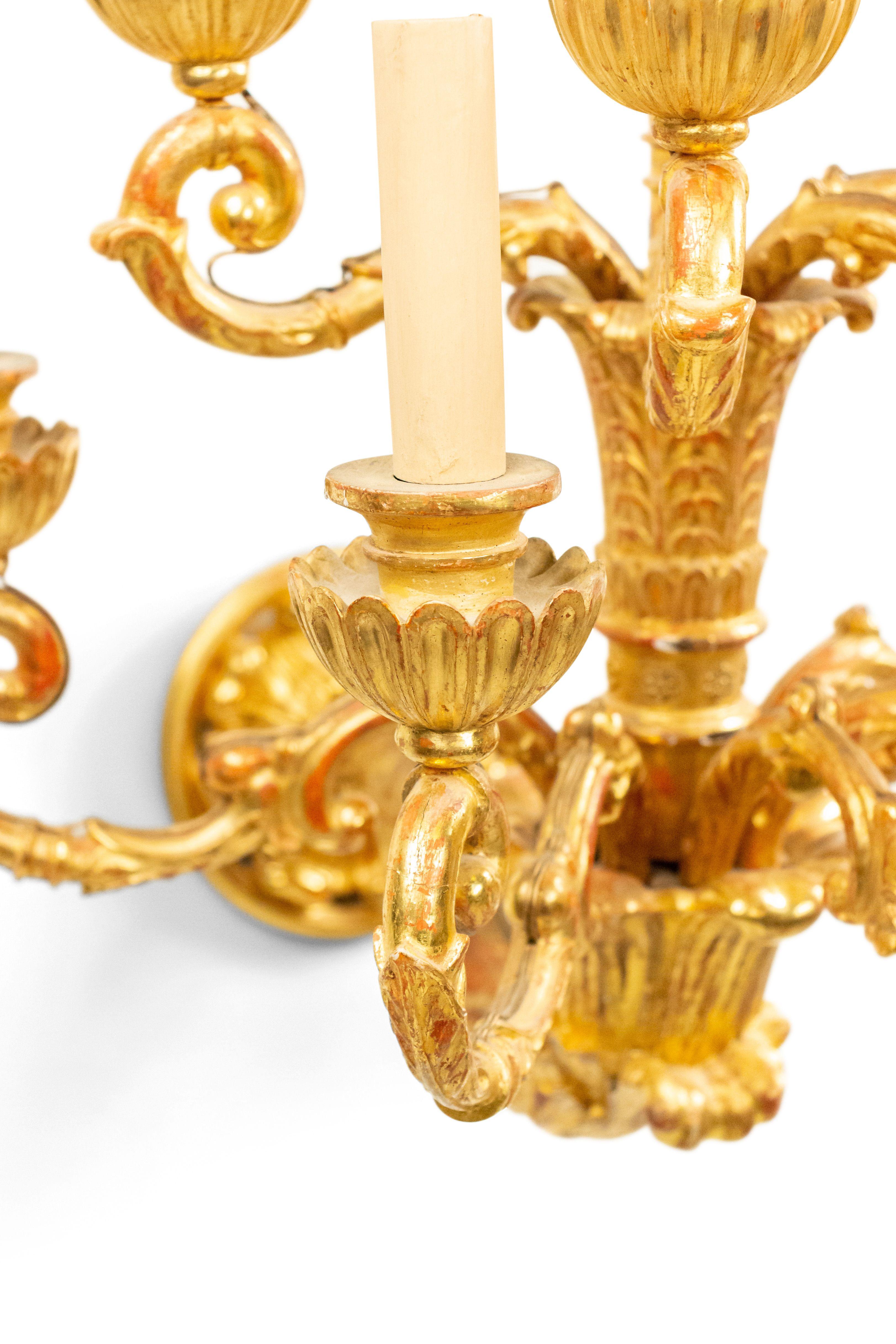 Italian Neoclassic Gilt Wall Sconces In Good Condition For Sale In Queens, NY