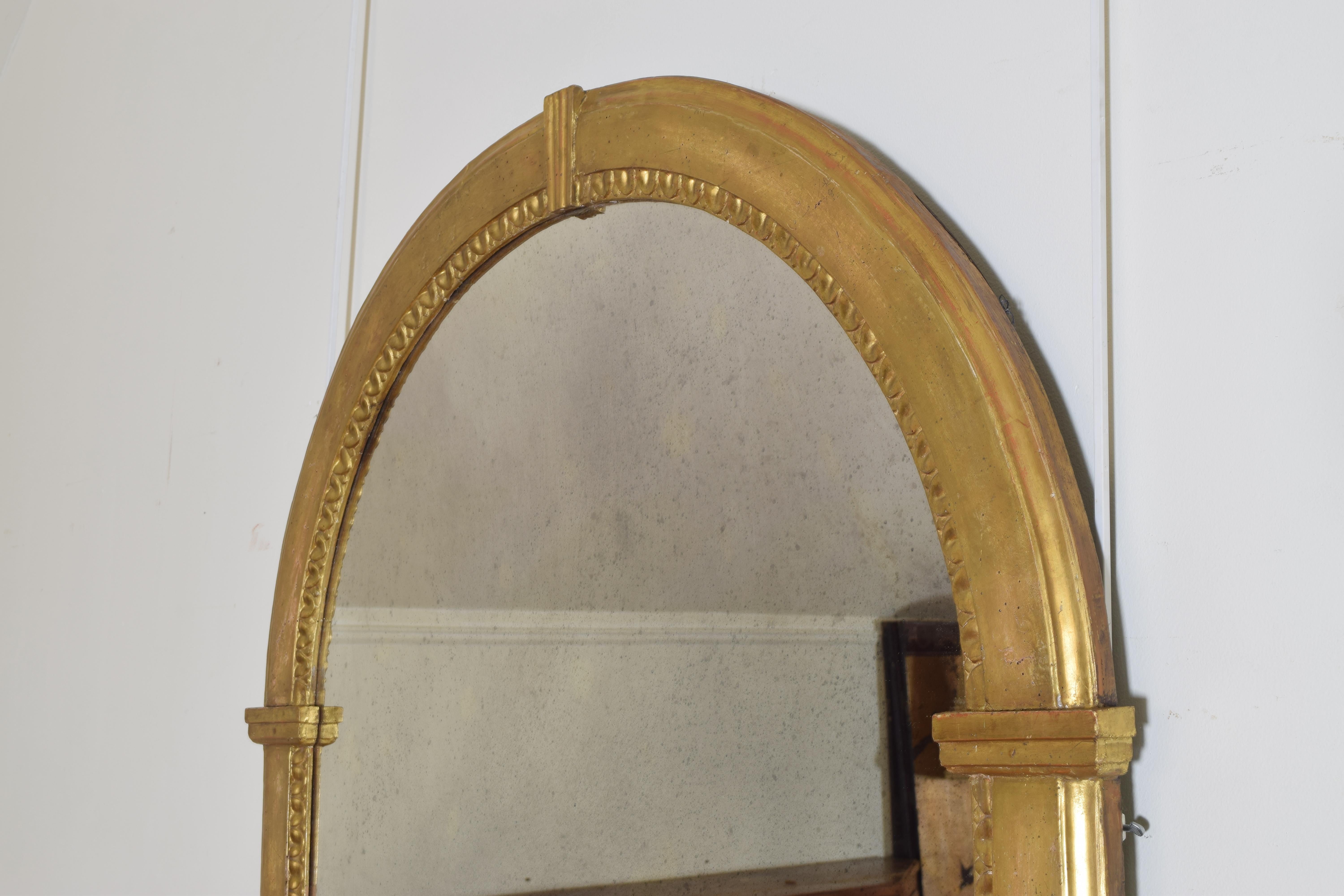 Italian Neoclassic Giltwood Arched Top Wall Mirror, circa 1800 1