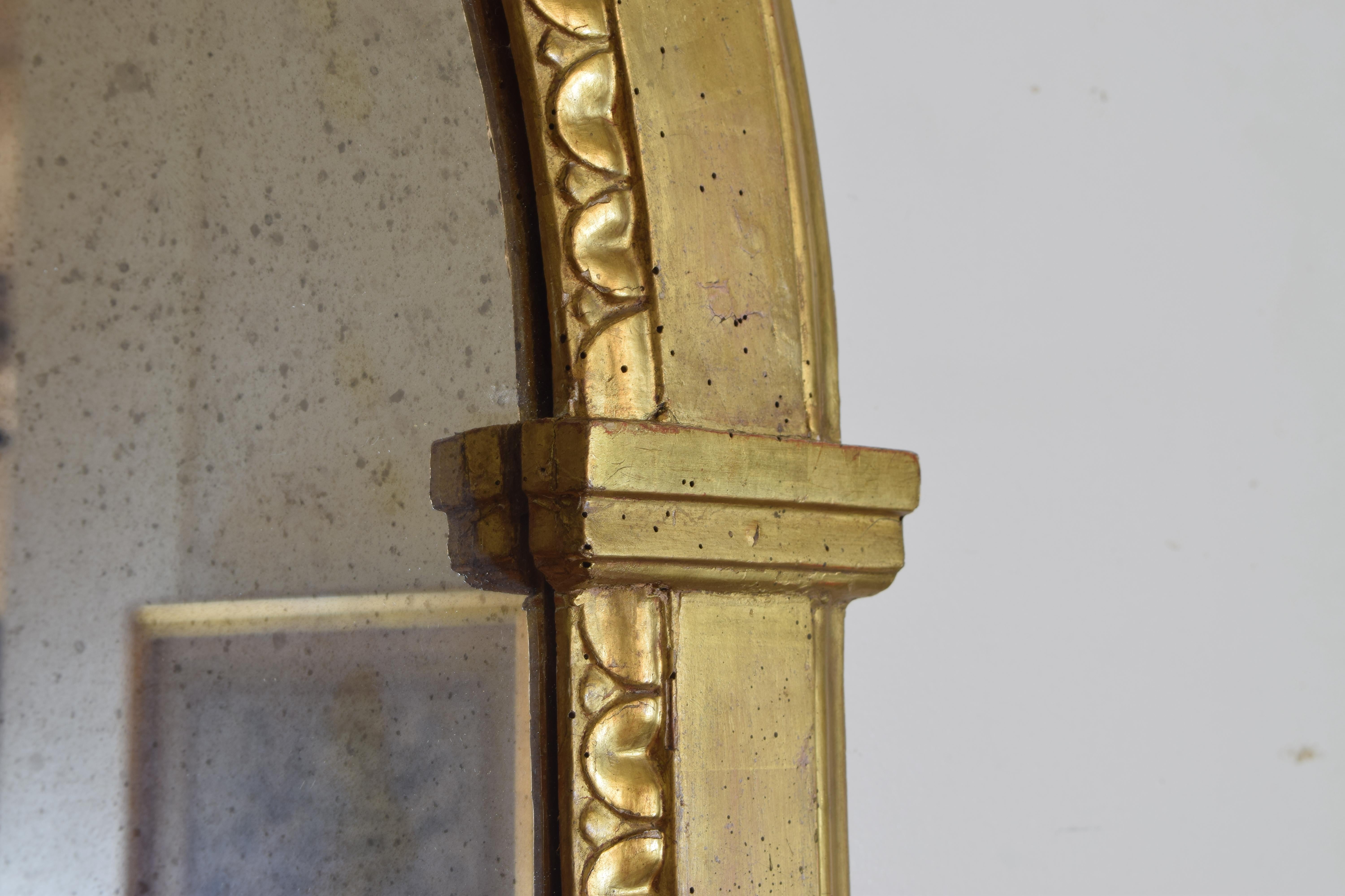 Italian Neoclassic Giltwood Arched Top Wall Mirror, circa 1800 4