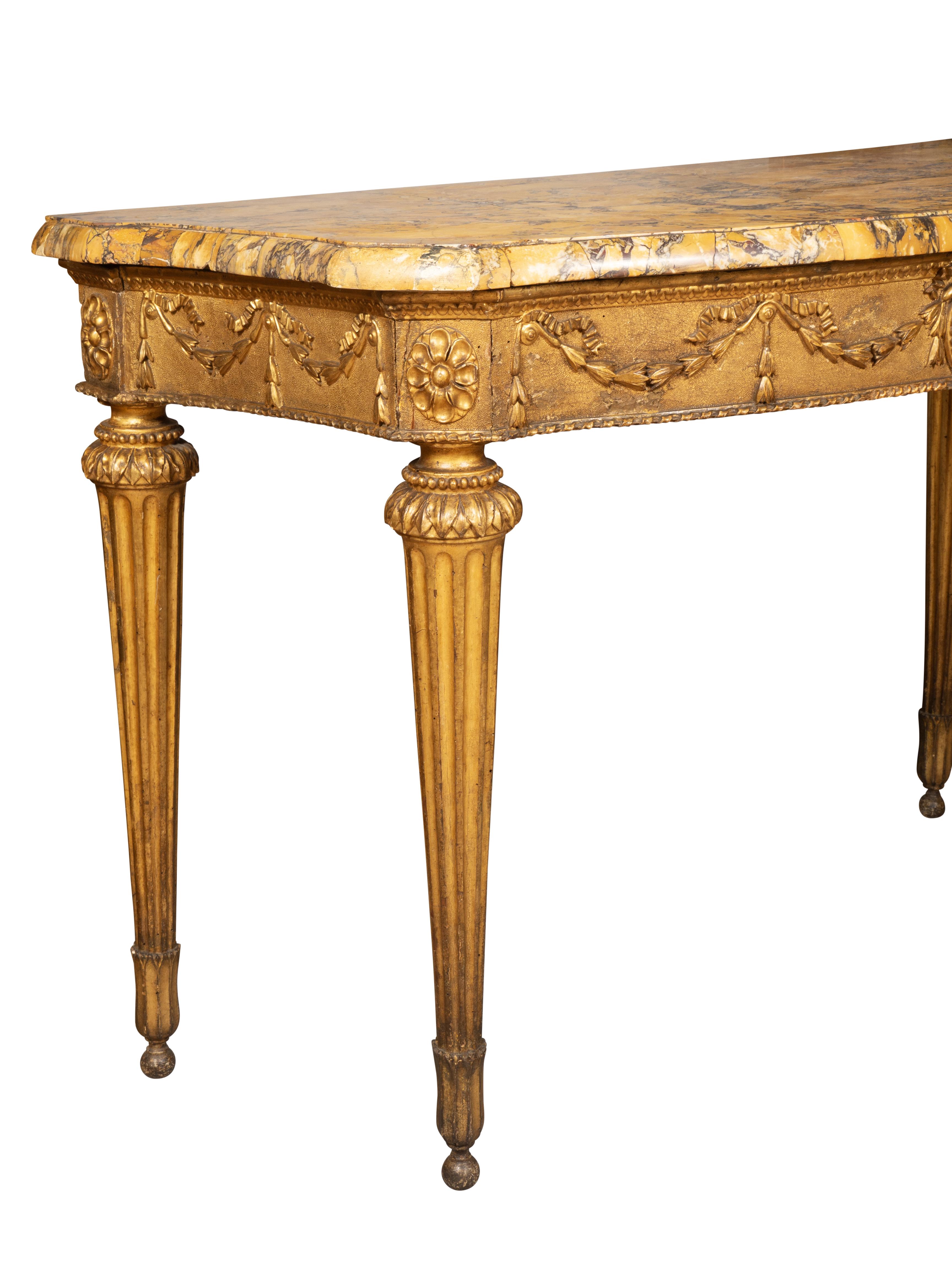 Italienischer Konsolentisch aus Giltwood im neoklassischen Stil im Angebot 6
