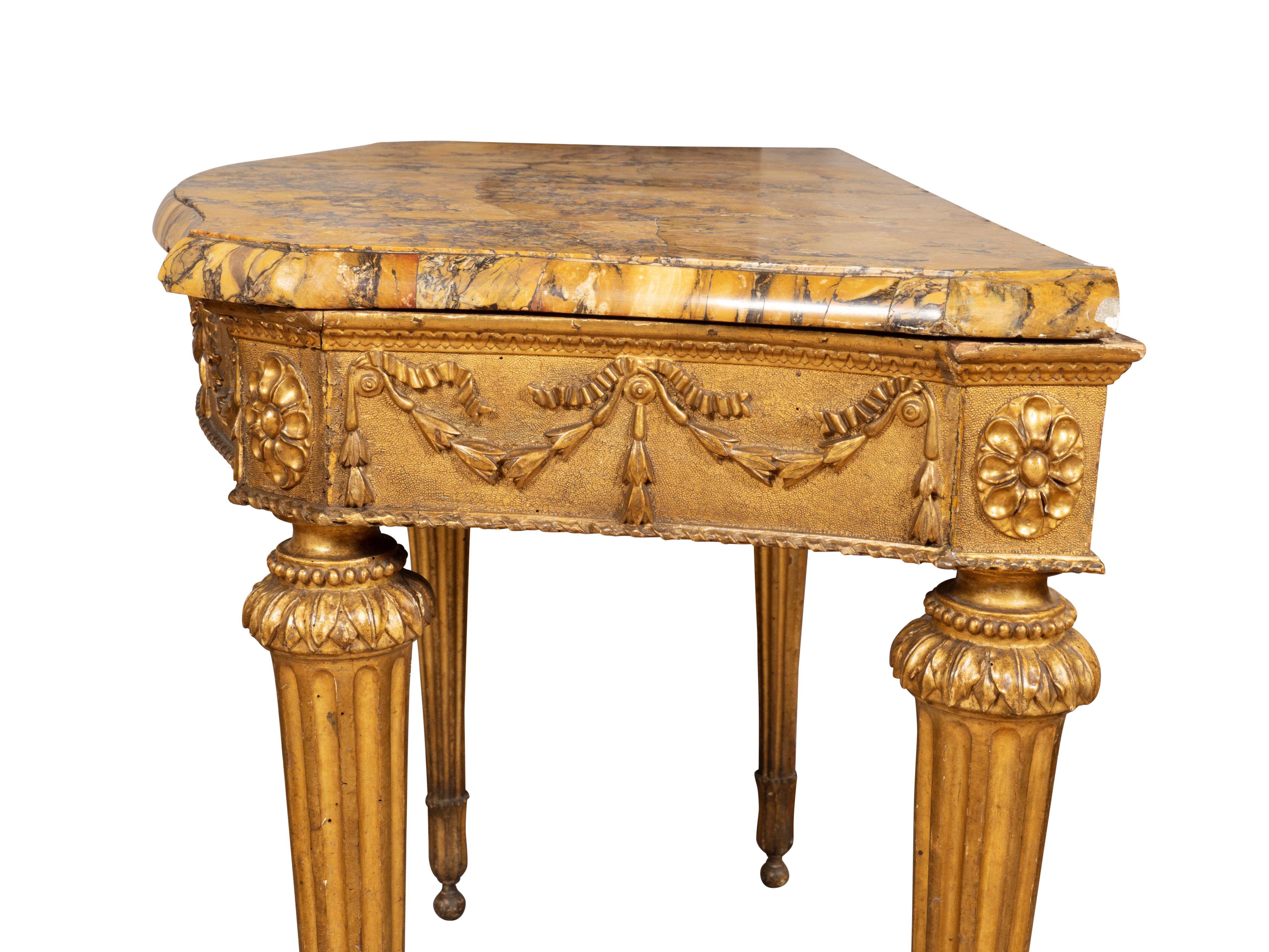 Italienischer Konsolentisch aus Giltwood im neoklassischen Stil im Angebot 10