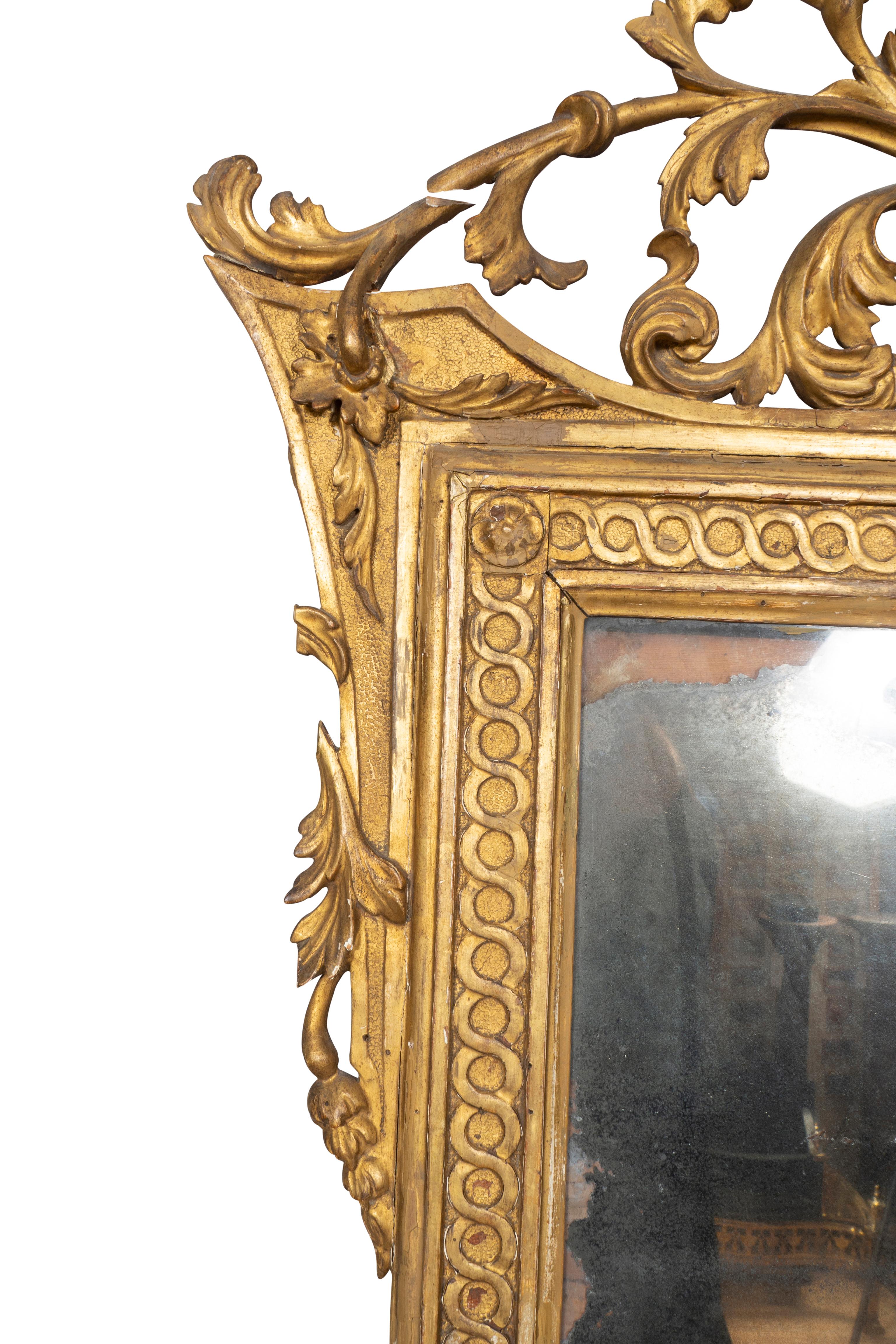 Specchio neoclassico italiano in legno dorato in vendita 4