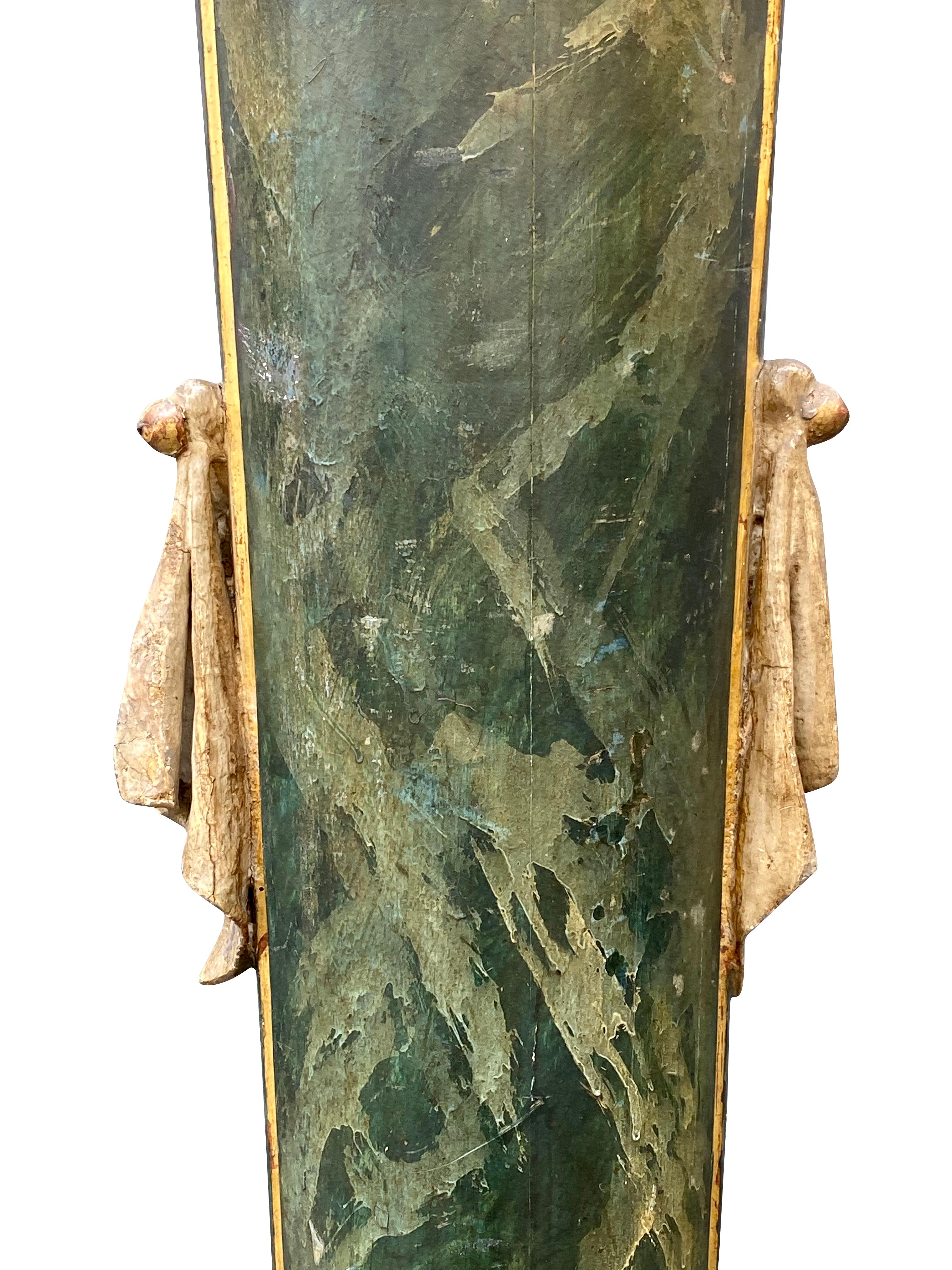 Italian Neoclassic Green Painted and Giltwood Pedestal In Good Condition For Sale In Essex, MA