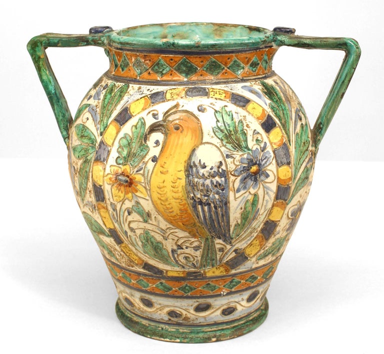 Italian Neoclassic Majolica Earthenware Vase with Bird In Good Condition For Sale In New York, NY