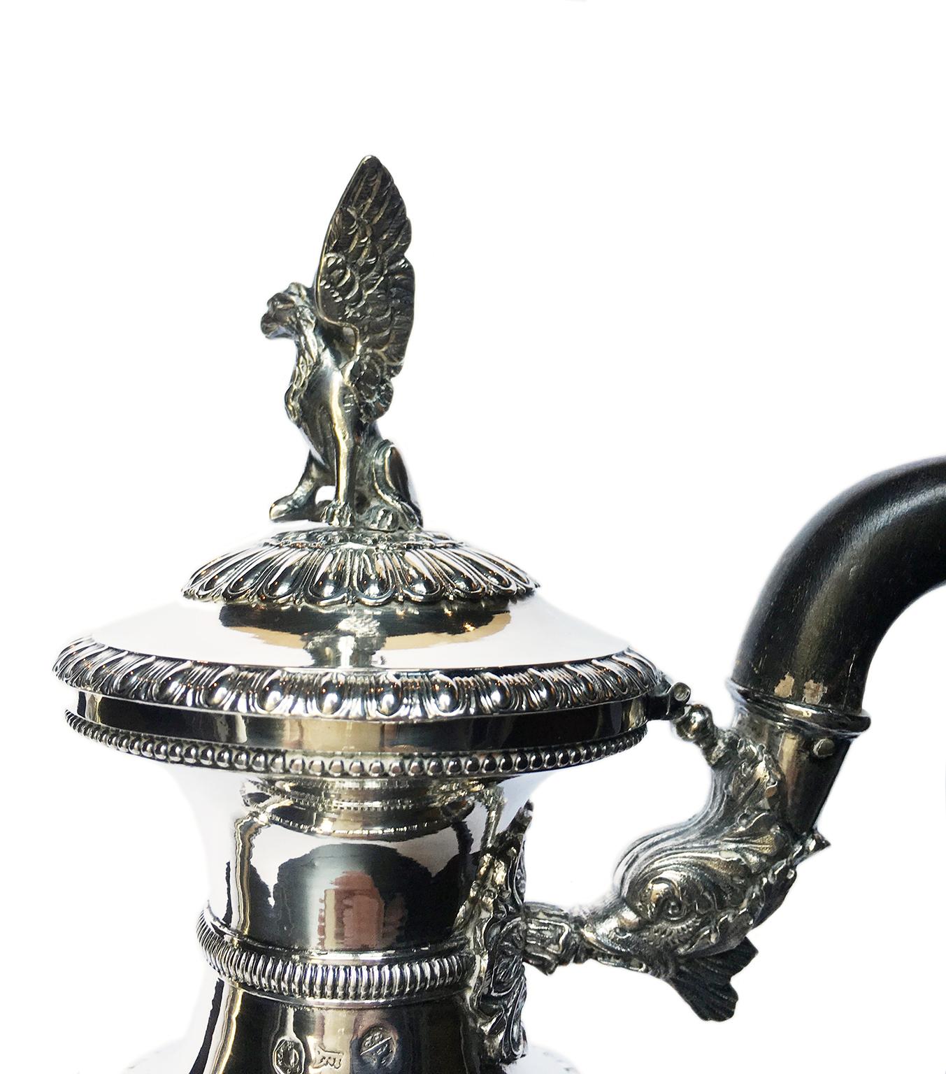 Ancienne cafetière italienne néoclassique en argent sterling, Milan, datant d'environ 1850 en vente 6