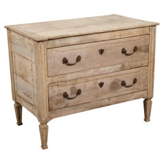 Italian Neoclassical 18th Century Bleached Walnut Commode with Fluted Side Posts