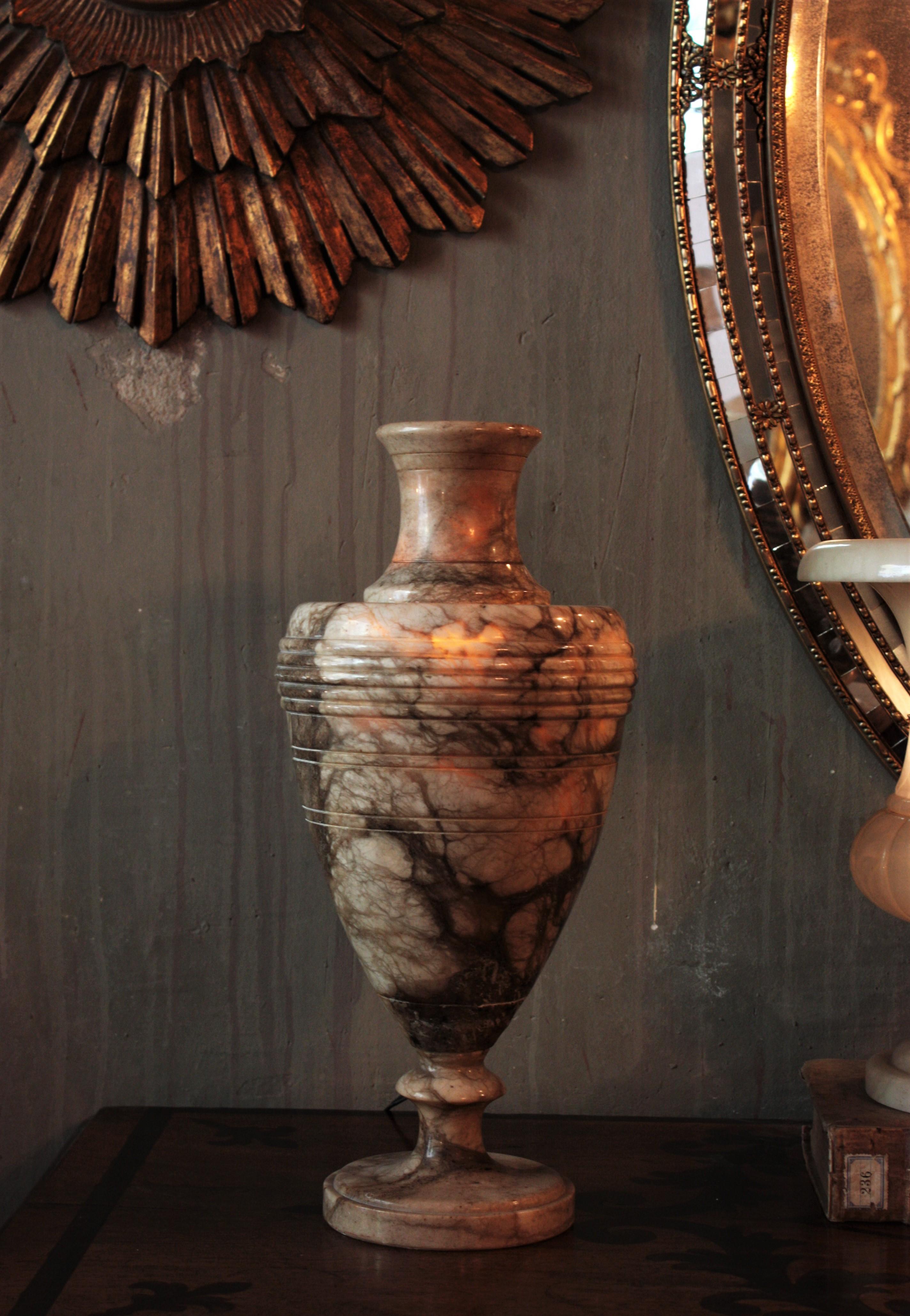 Hand-Carved Italian Neoclassical Dark Alabaster Urn Lamp For Sale