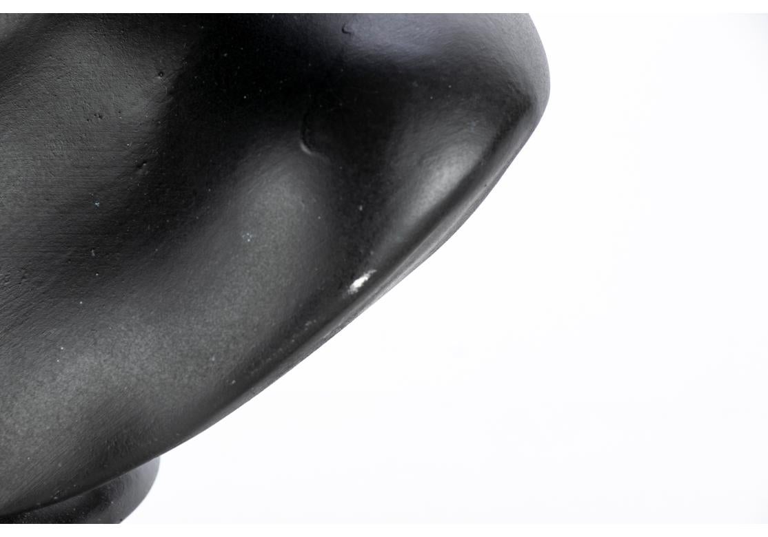Busto italiano neoclásico de cerámica negra de Venus Neoclásico en venta