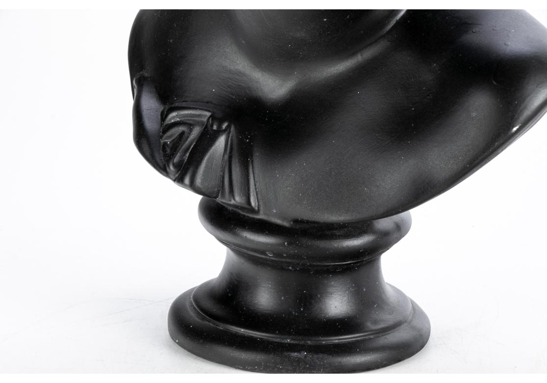 Busto italiano neoclásico de cerámica negra de Venus en venta 1
