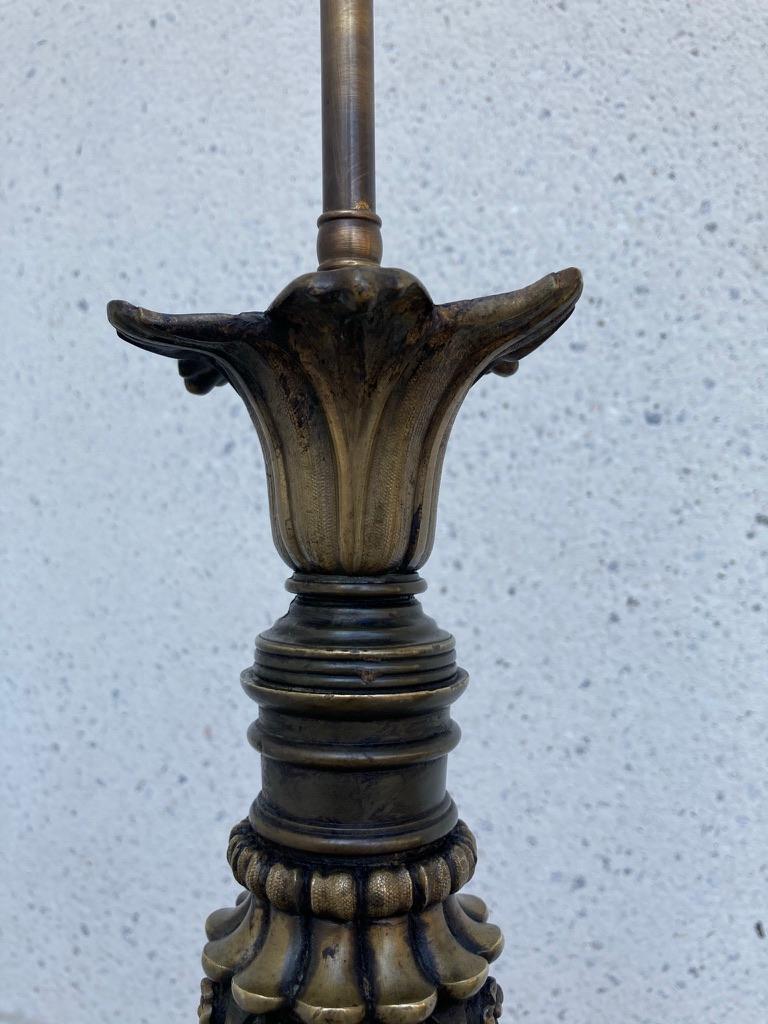 Italian Neoclassical Bronze Floor Lamp with Paw Feet For Sale 9