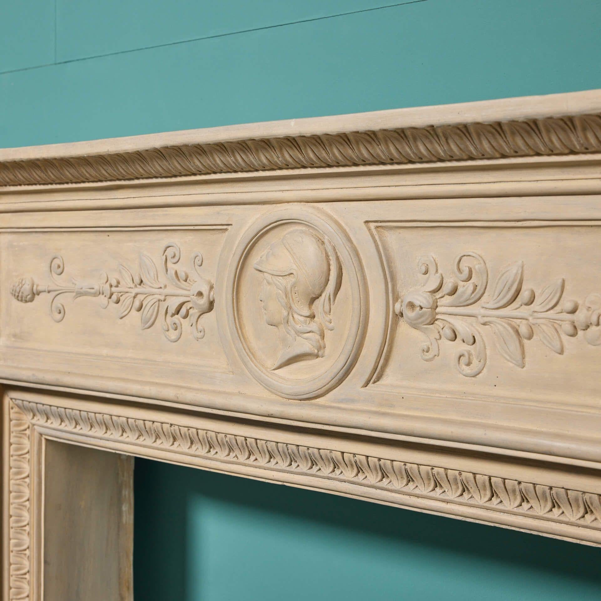 Italienischer Kaminsims im neoklassischen Stil aus Terrakotta im Zustand „Relativ gut“ im Angebot in Wormelow, Herefordshire