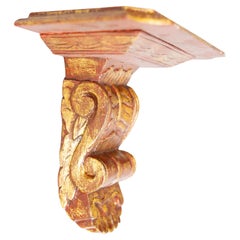Italian Neoclassical Carved Giltwood Wall Bracket Shelf, circa 1940