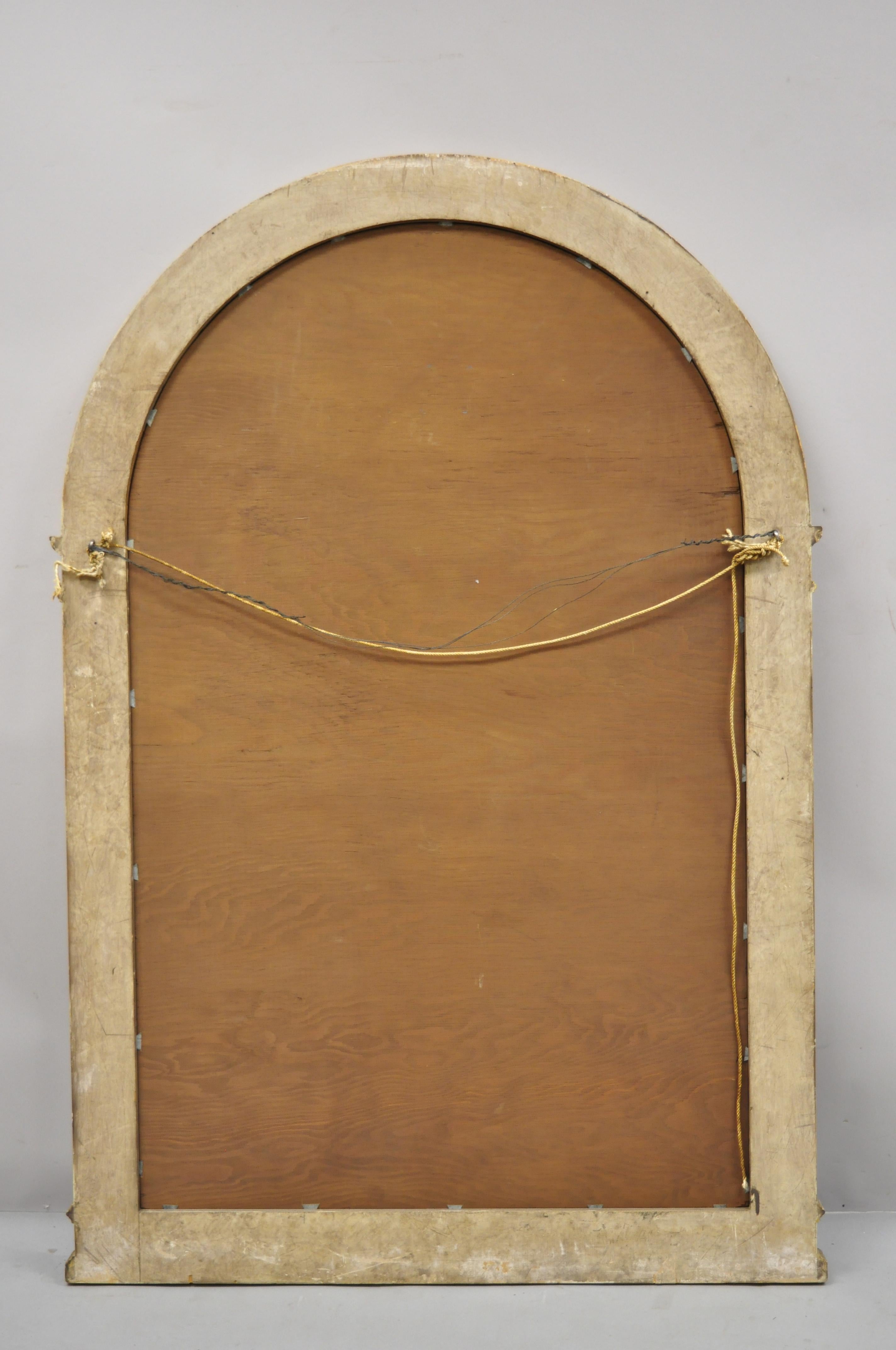 Großer italienischer neoklassizistischer geschnitzter, vergoldeter Trumeau-Konsolenspiegel mit gewölbter Platte im Angebot 5