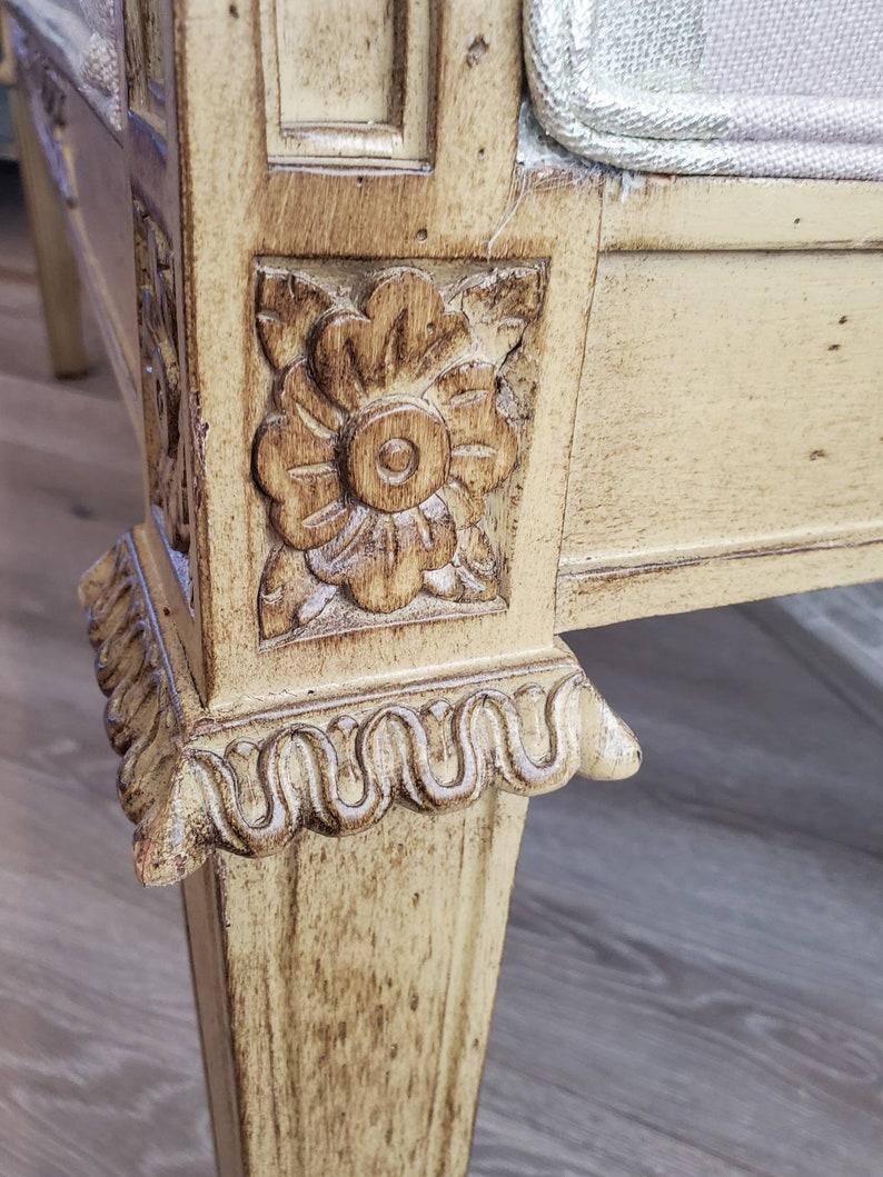 Italian Neoclassical Carved Upholstered Settee 1
