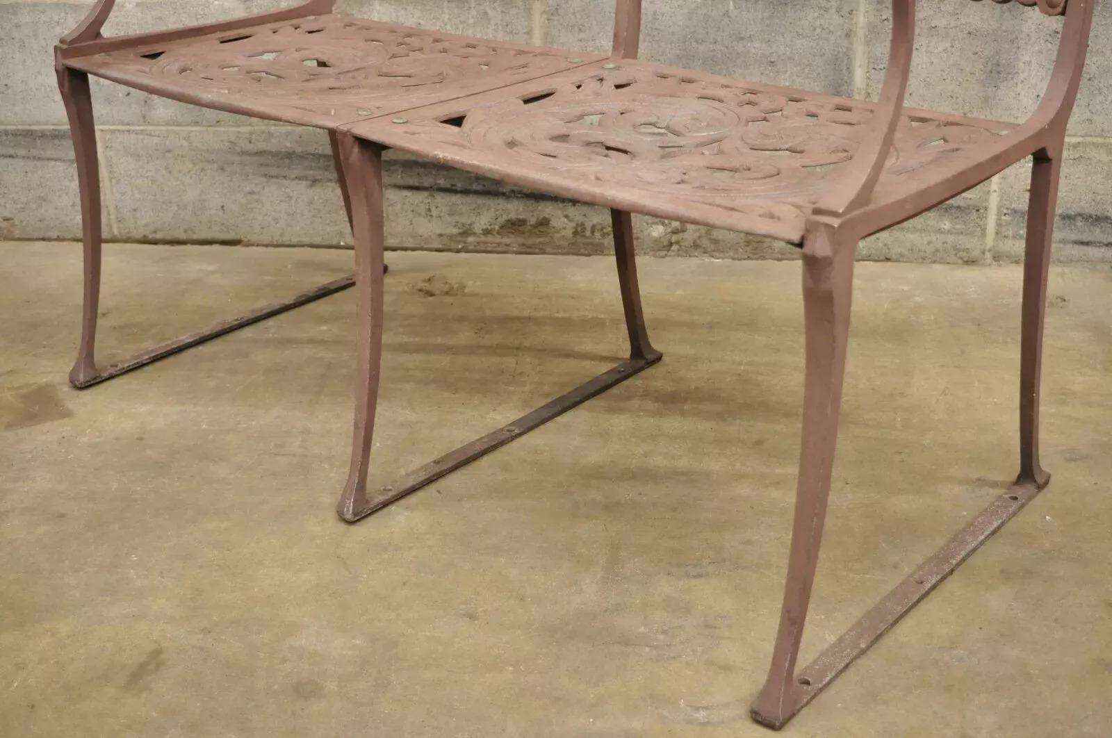 Italienische neoklassizistische figurale Gartenbank aus Aluminiumguss, Molla zugeschrieben im Angebot 4