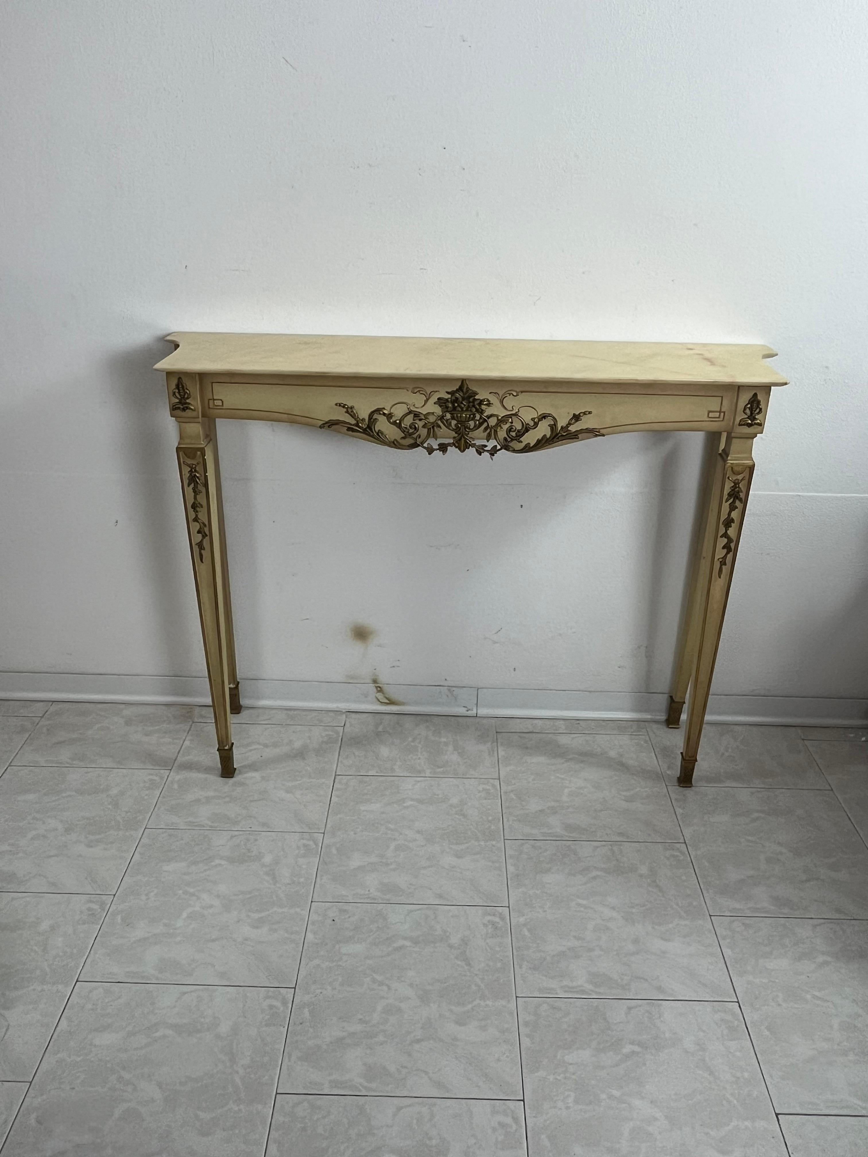 Italian Neoclassical Console in Lacquered Wood With Marble Top, 1930s For Sale 6